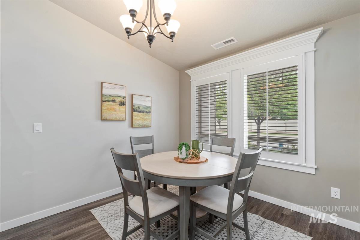 2753 E Apricot Dr, Meridian, Idaho 83646, 3 Bedrooms, 2 Bathrooms, Residential Income For Sale, Price $415,000, 98963223