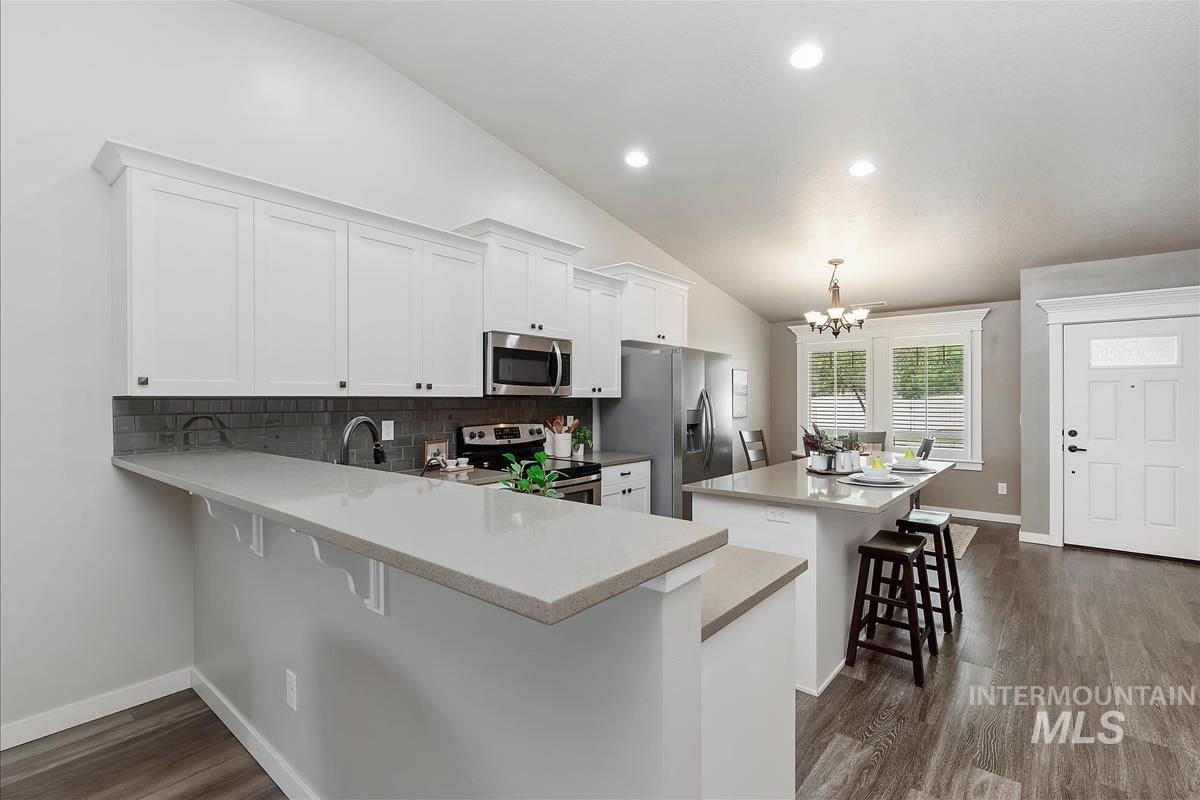 2753 E Apricot Dr, Meridian, Idaho 83646, 3 Bedrooms, 2 Bathrooms, Residential Income For Sale, Price $415,000, 98963223