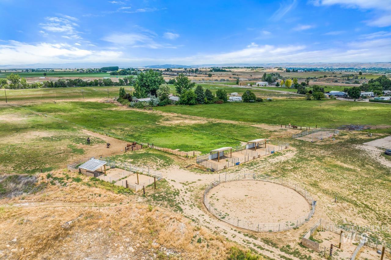 4417 Oak Road, Ontario, Oregon 97914, 3 Bedrooms, 2 Bathrooms, Farm & Ranch For Sale, Price $995,000, 98963237