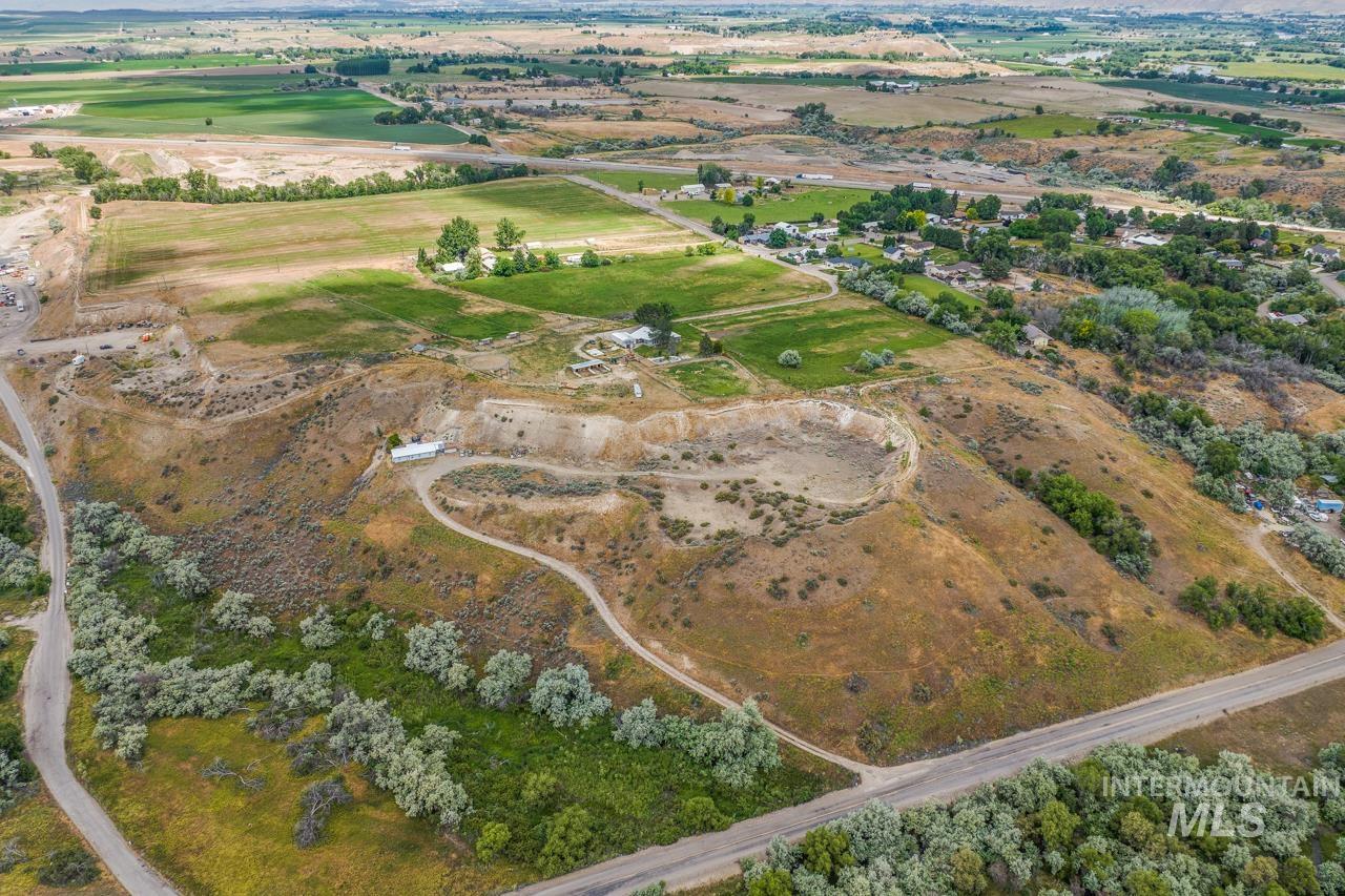 4417 Oak Road, Ontario, Oregon 97914, 3 Bedrooms, 2 Bathrooms, Farm & Ranch For Sale, Price $995,000, 98963237