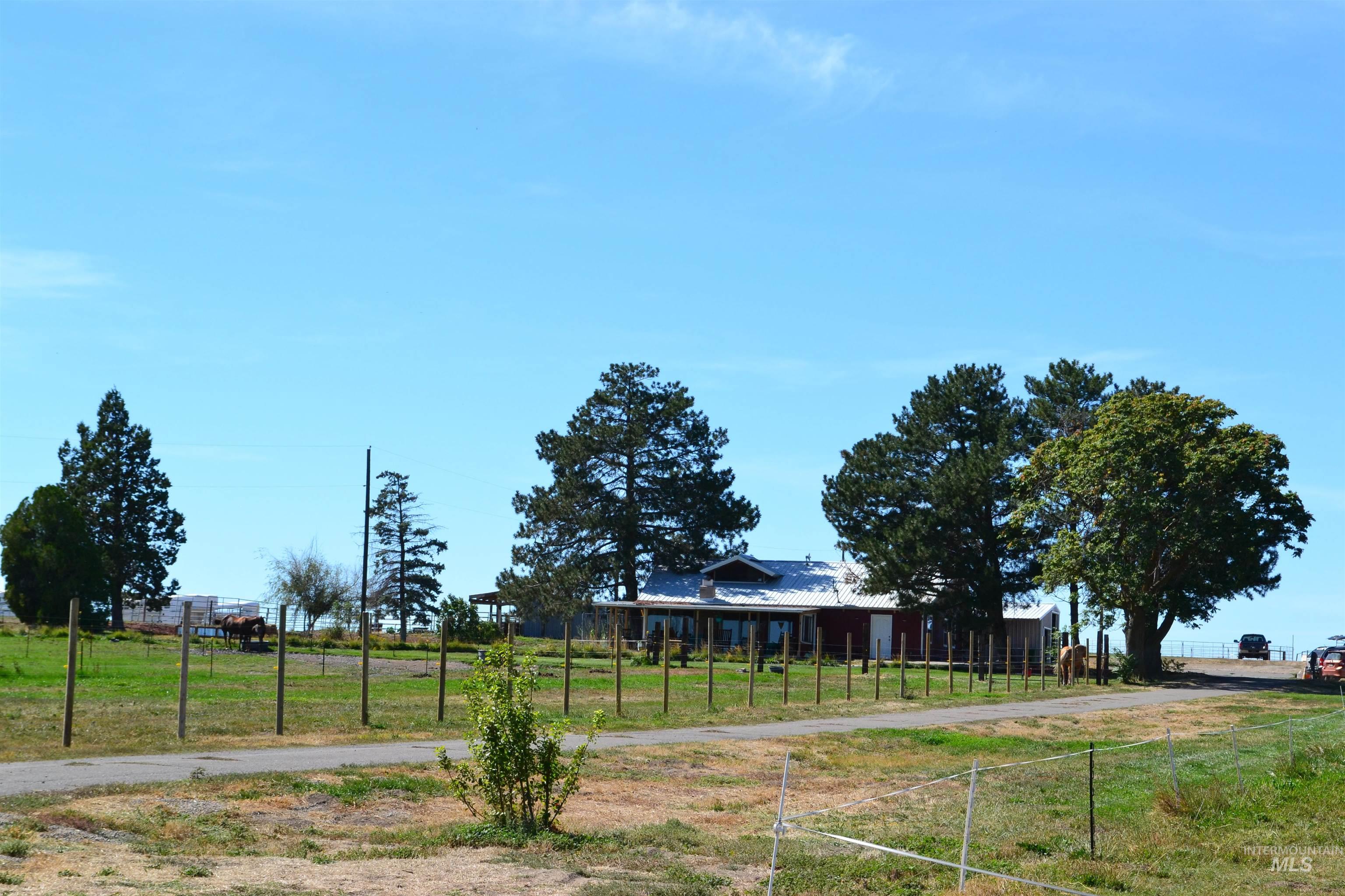 4417 Oak Road, Ontario, Oregon 97914, 3 Bedrooms, 2 Bathrooms, Farm & Ranch For Sale, Price $995,000, 98963237