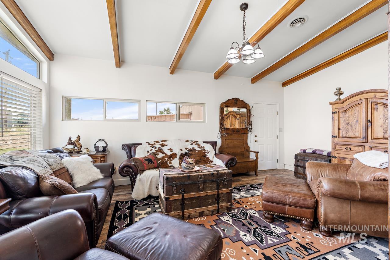 4417 Oak Road, Ontario, Oregon 97914, 3 Bedrooms, 2 Bathrooms, Farm & Ranch For Sale, Price $995,000, 98963237