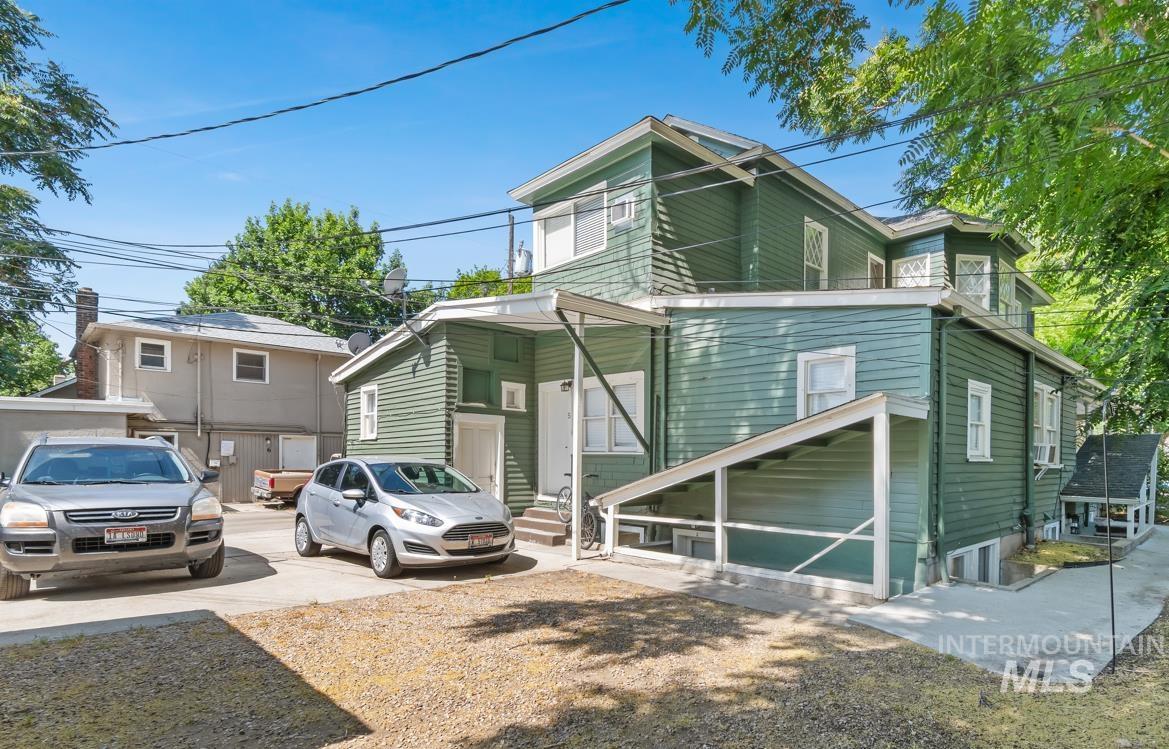 View of property exterior