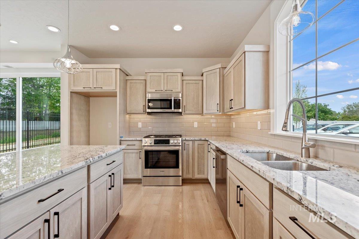 10061 W McMillan & 10063 McMillan (ADU), Boise, Idaho 83704, 3 Bedrooms, 2.5 Bathrooms, Residential Income For Sale, Price $705,000, 98963441