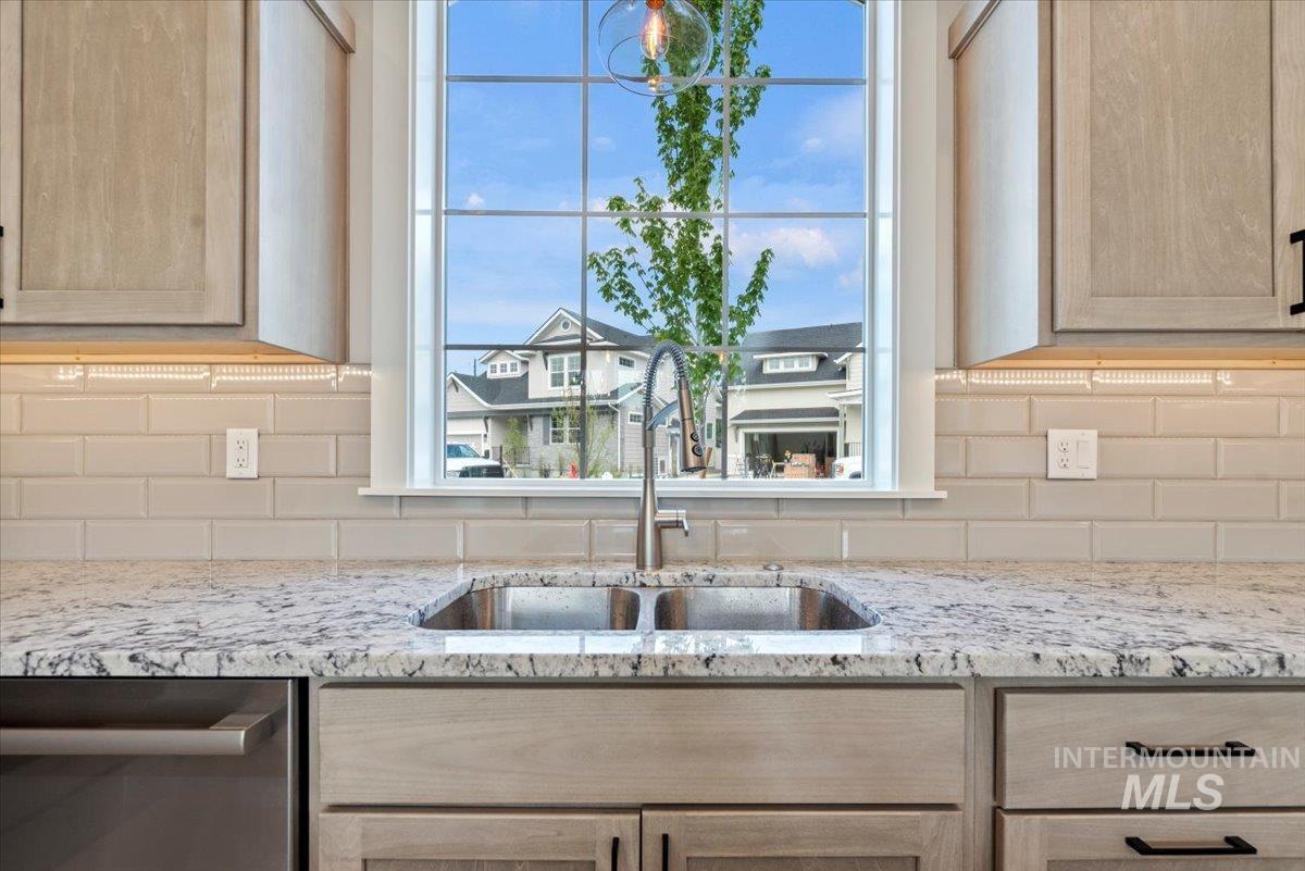10061 W McMillan & 10063 McMillan (ADU), Boise, Idaho 83704, 3 Bedrooms, 2.5 Bathrooms, Residential Income For Sale, Price $705,000, 98963441