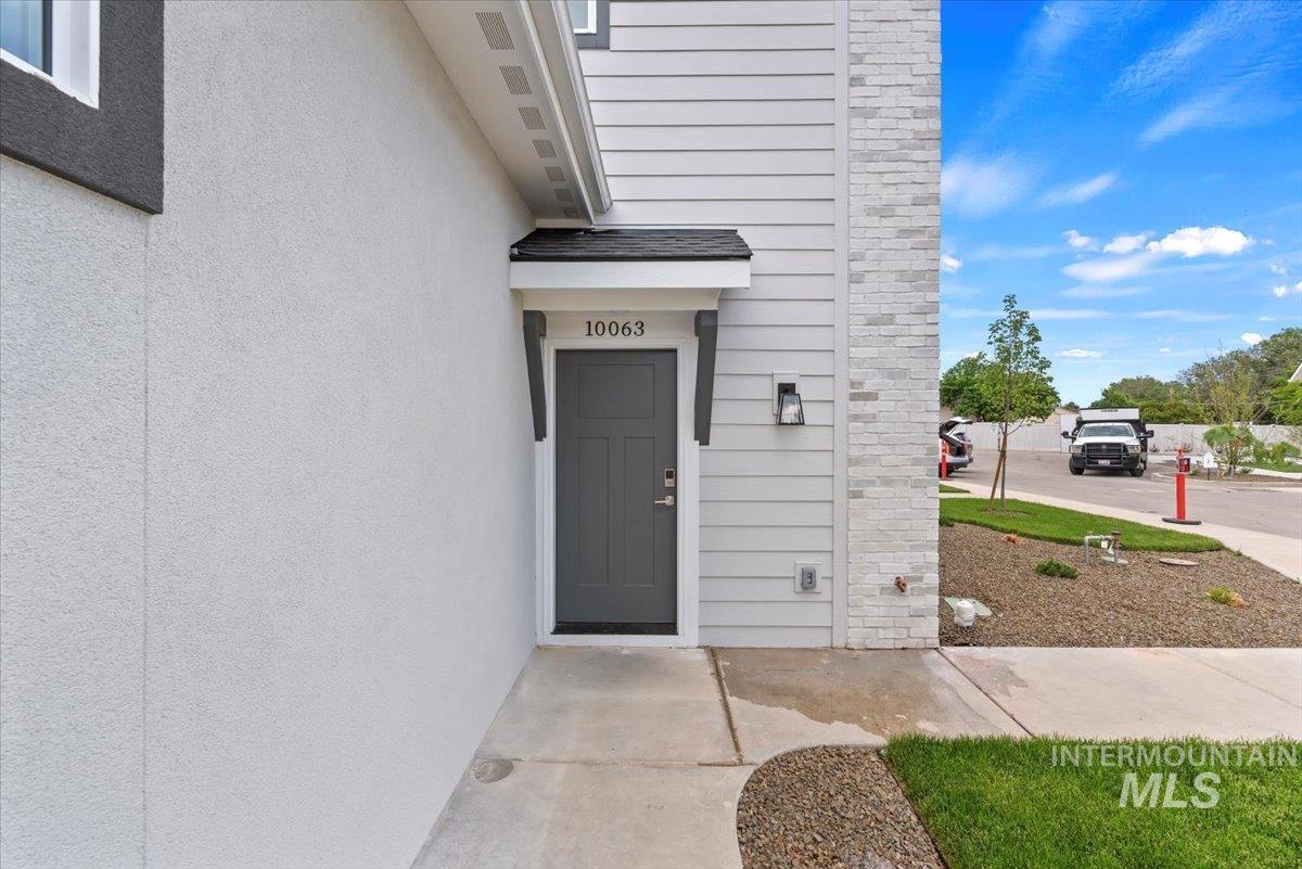10061 W McMillan & 10063 McMillan (ADU), Boise, Idaho 83704, 3 Bedrooms, 2.5 Bathrooms, Residential Income For Sale, Price $699,500, 98963441