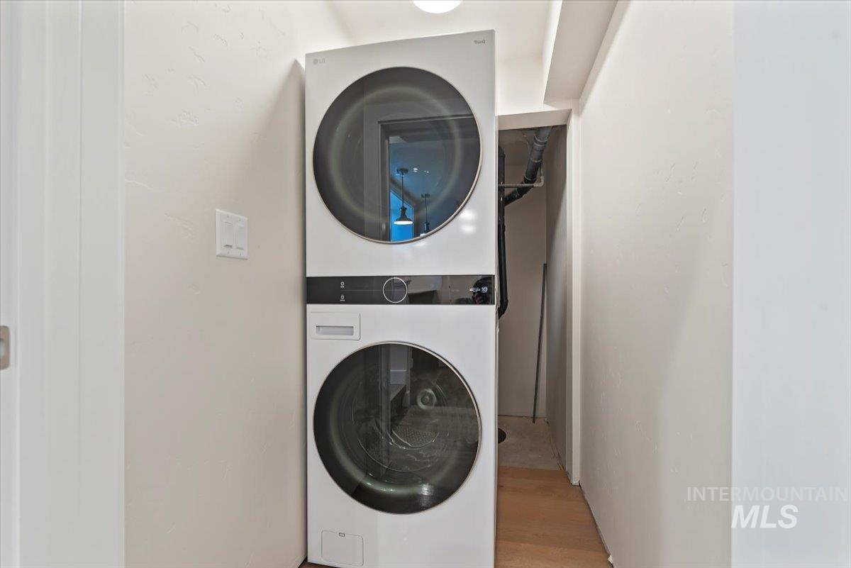 10061 W McMillan & 10063 McMillan (ADU), Boise, Idaho 83704, 3 Bedrooms, 2.5 Bathrooms, Residential Income For Sale, Price $699,500, 98963441