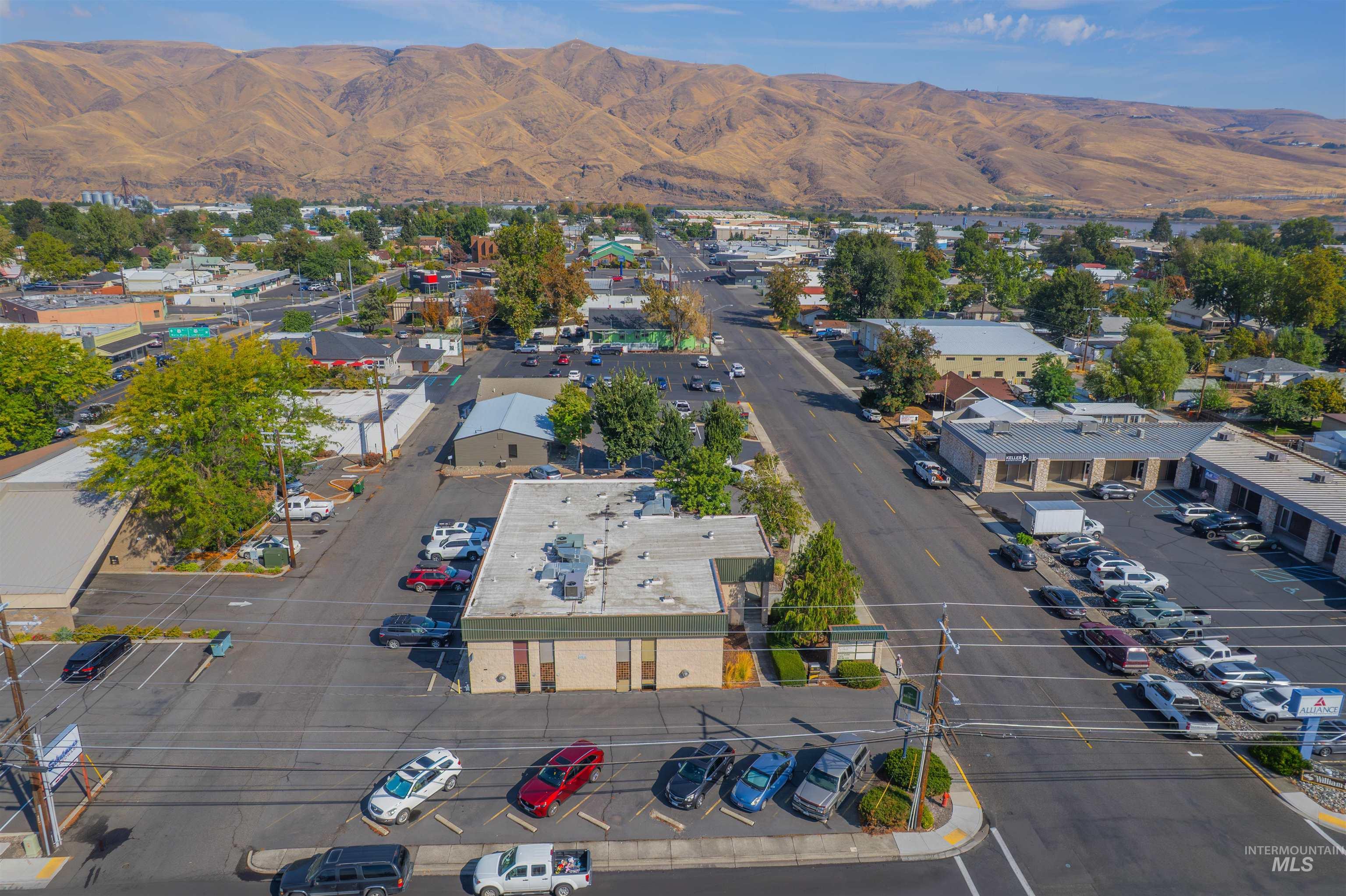 744 5th Street, Clarkston, Washington 99403, Business/Commercial For Sale, Price $1,050,000, 98963657