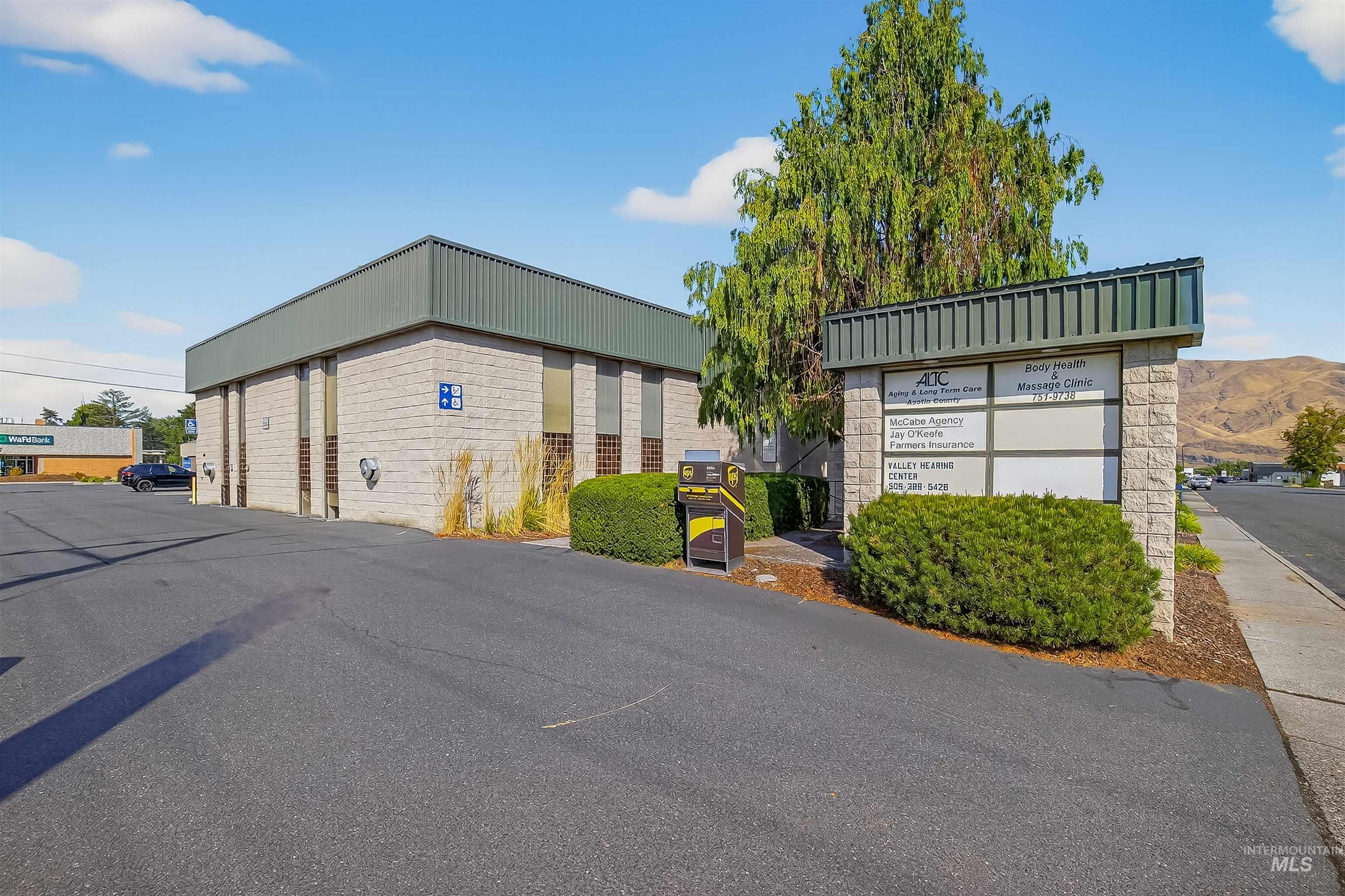 744 5th Street, Clarkston, Washington 99403, Business/Commercial For Sale, Price $1,050,000, 98963657