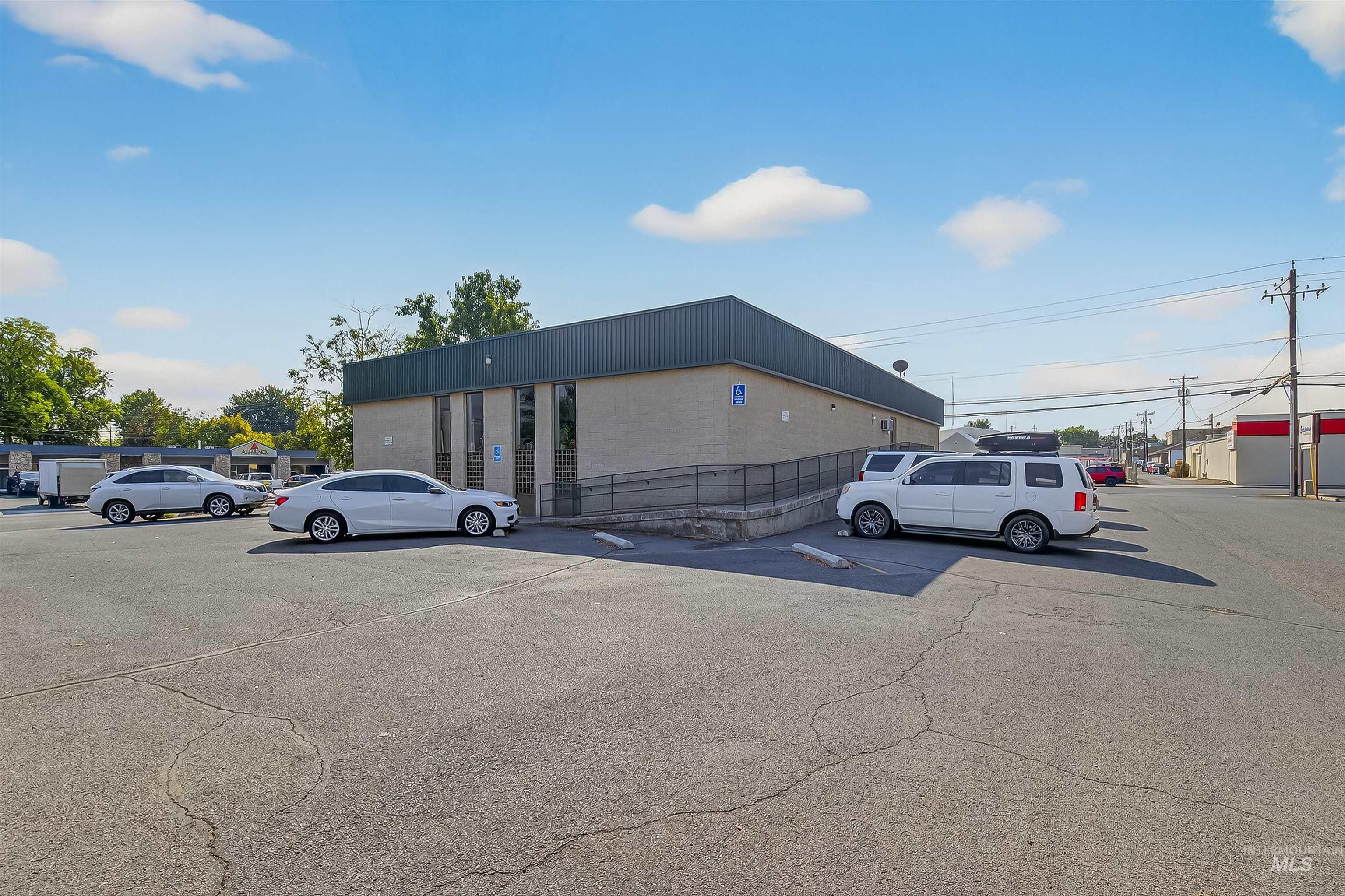 744 5th Street, Clarkston, Washington 99403, Business/Commercial For Sale, Price $1,050,000, 98963657
