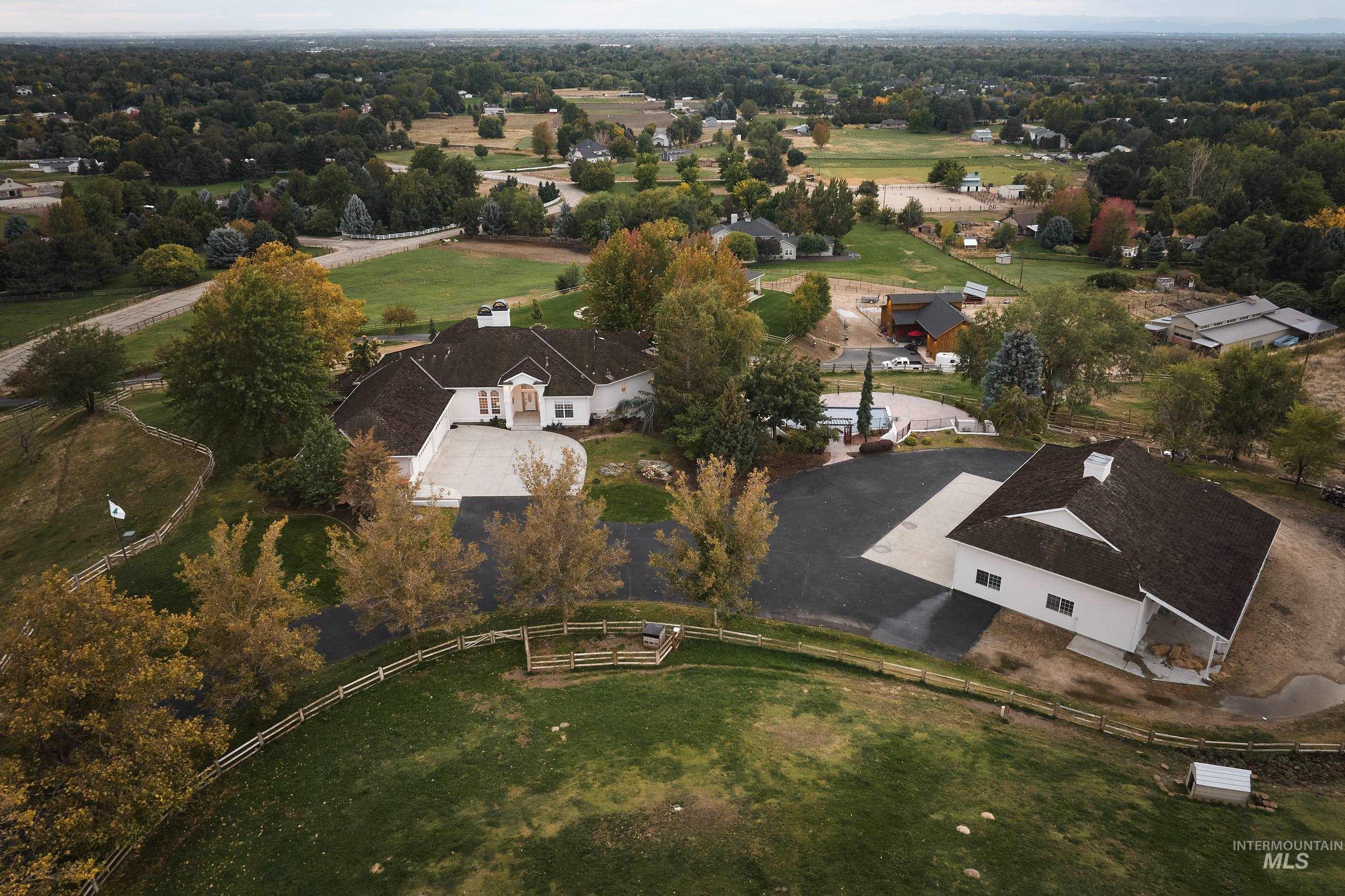 Aerial view of property and surrounding area