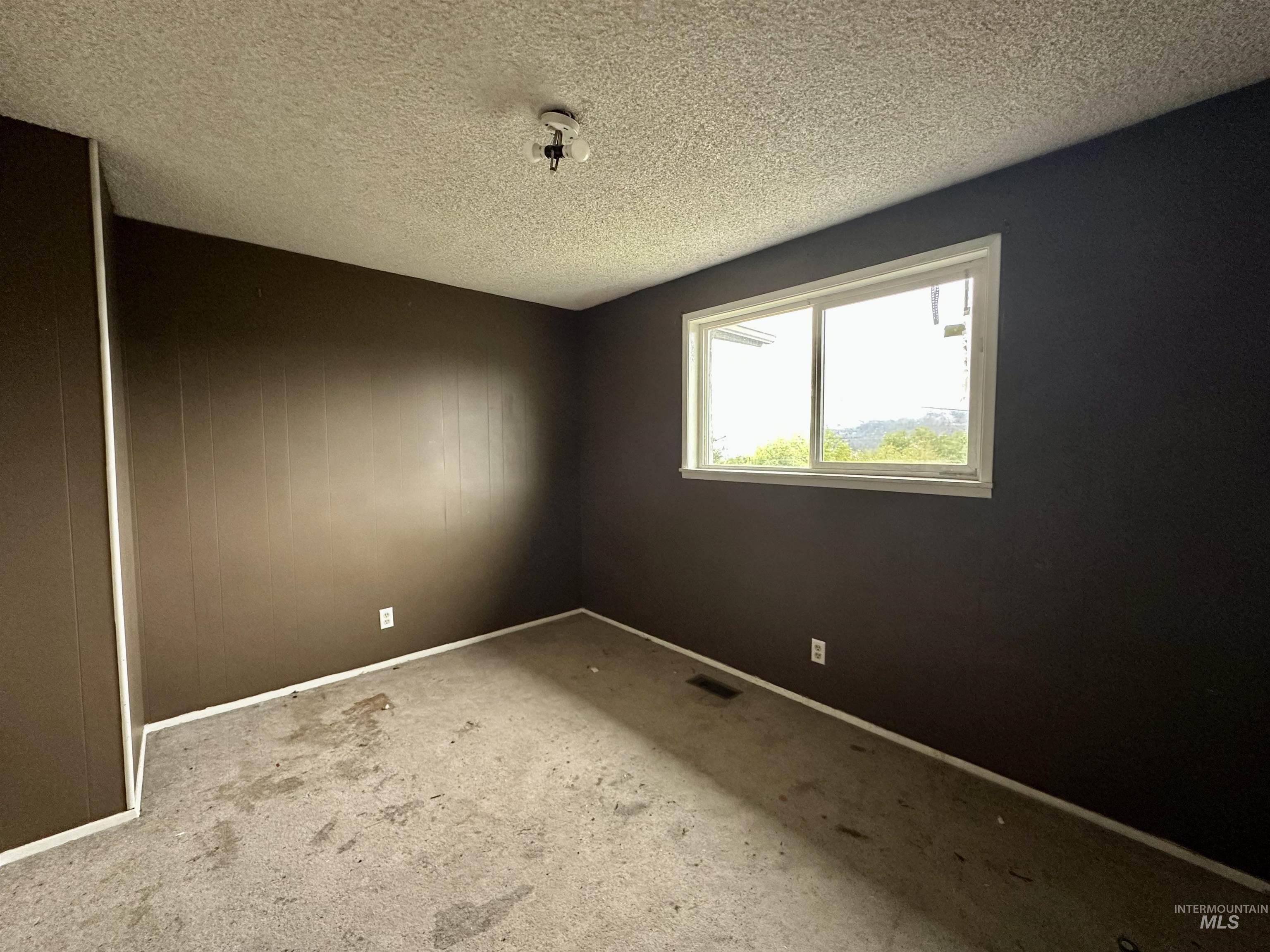 213 Larch Road, Kamiah, Idaho 83536, 3 Bedrooms, 1 Bathroom, Residential For Sale, Price $220,000,MLS 98963791