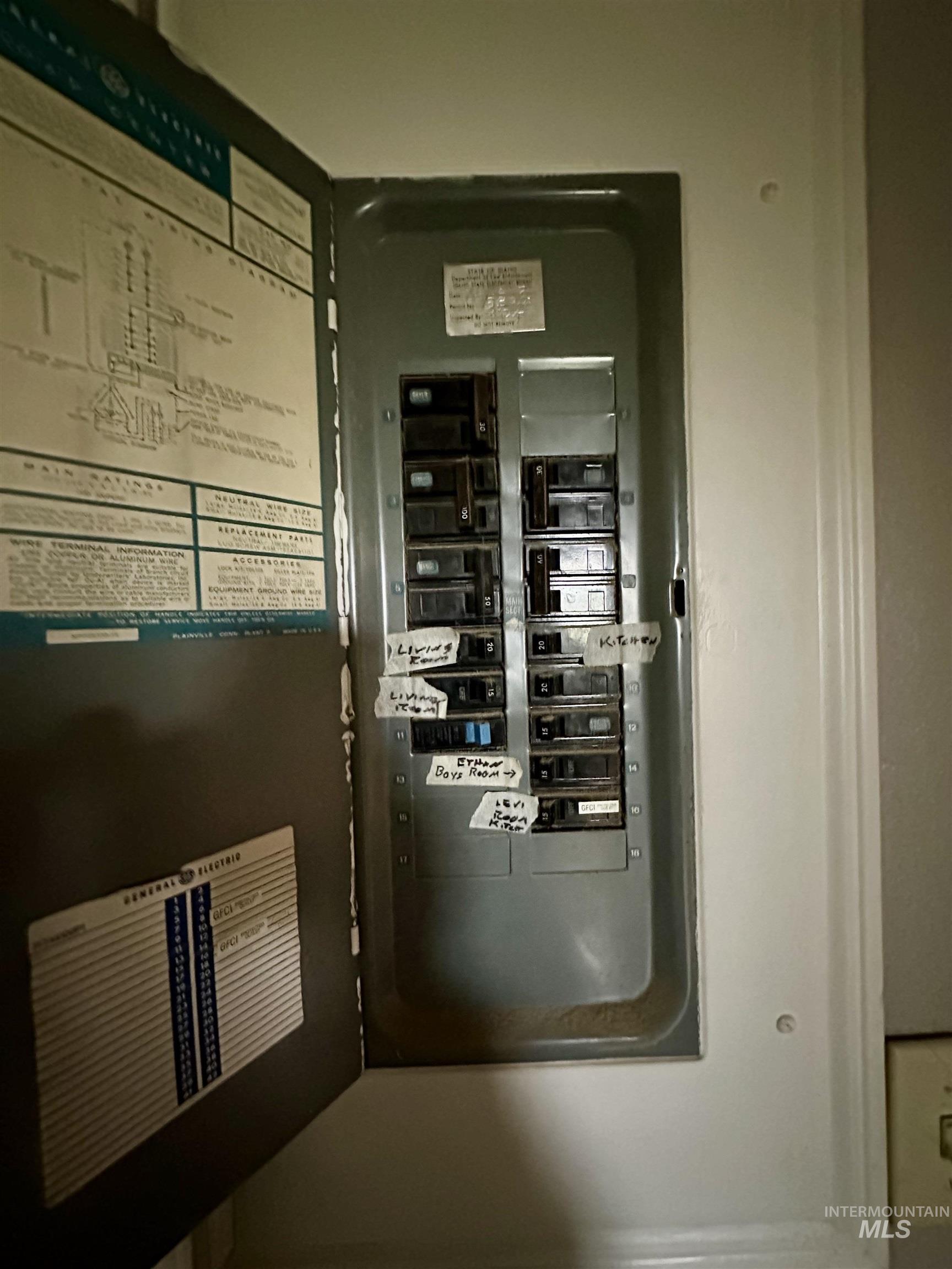 213 Larch Road, Kamiah, Idaho 83536, 3 Bedrooms, 1 Bathroom, Residential For Sale, Price $220,000,MLS 98963791