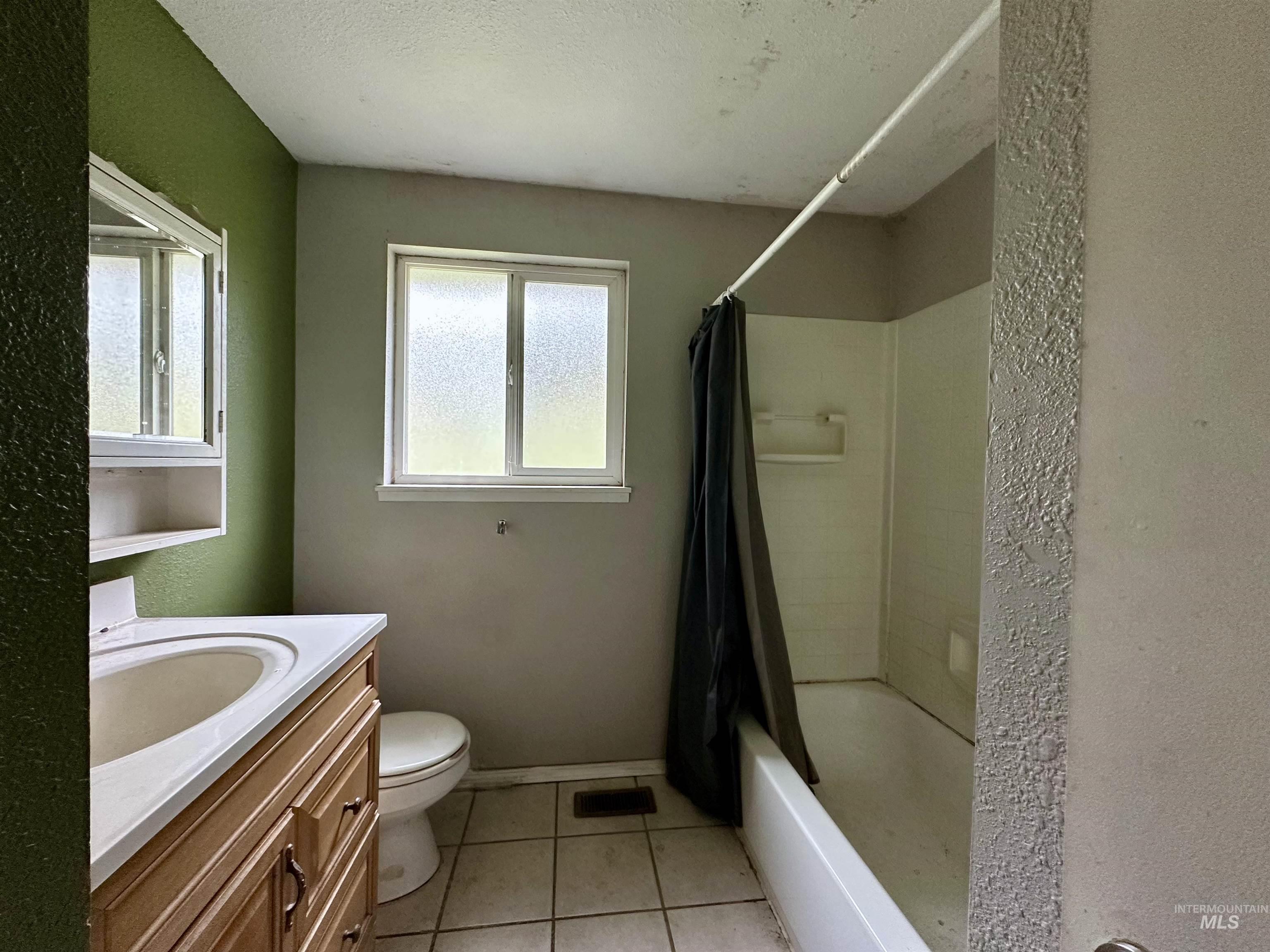 213 Larch Road, Kamiah, Idaho 83536, 3 Bedrooms, 1 Bathroom, Residential For Sale, Price $220,000,MLS 98963791