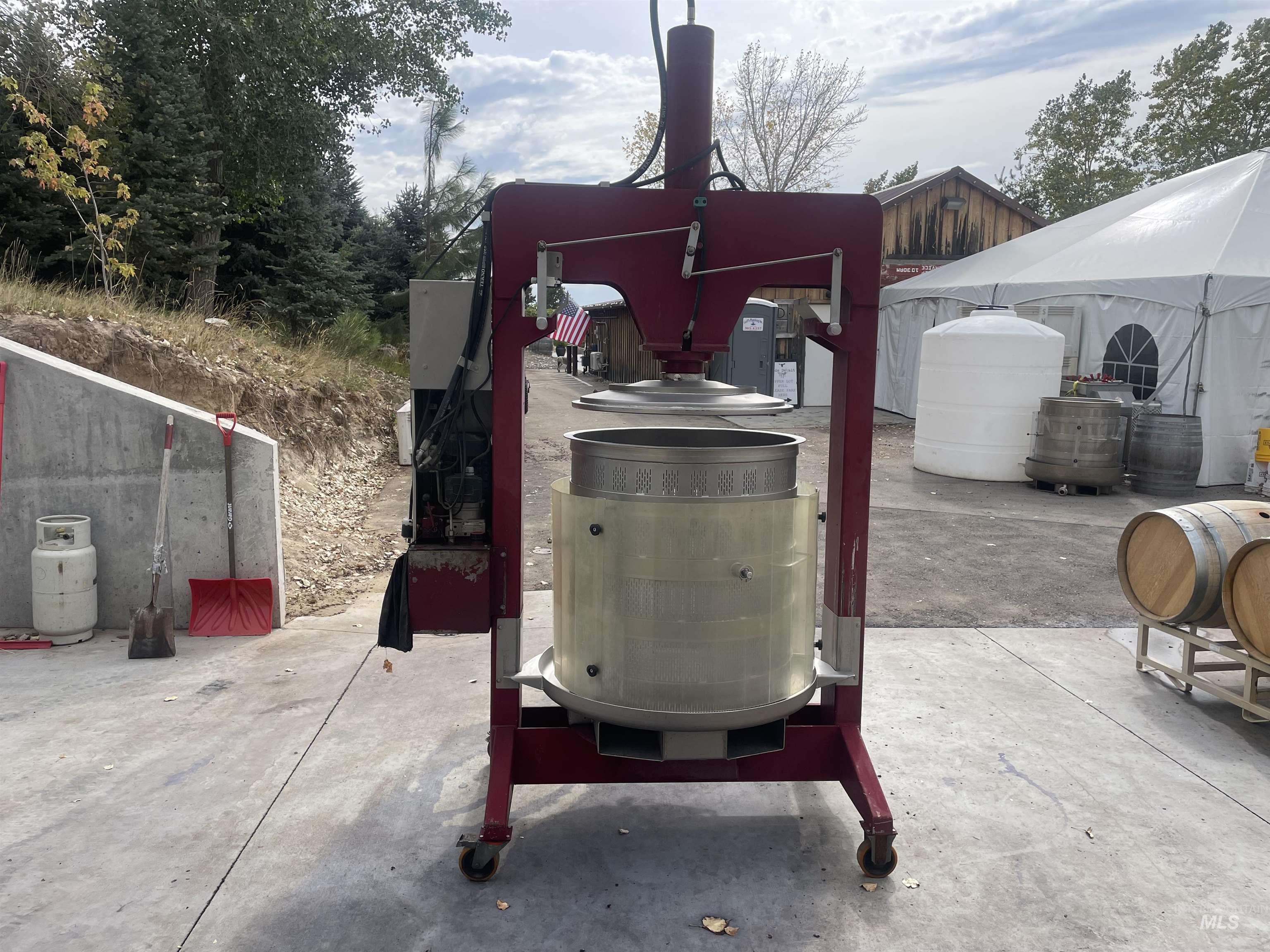 5446 N Highway 16, Eagle, Idaho 83616, 5 Bedrooms, Business/Commercial For Sale, Price $9,100,000, 98963829