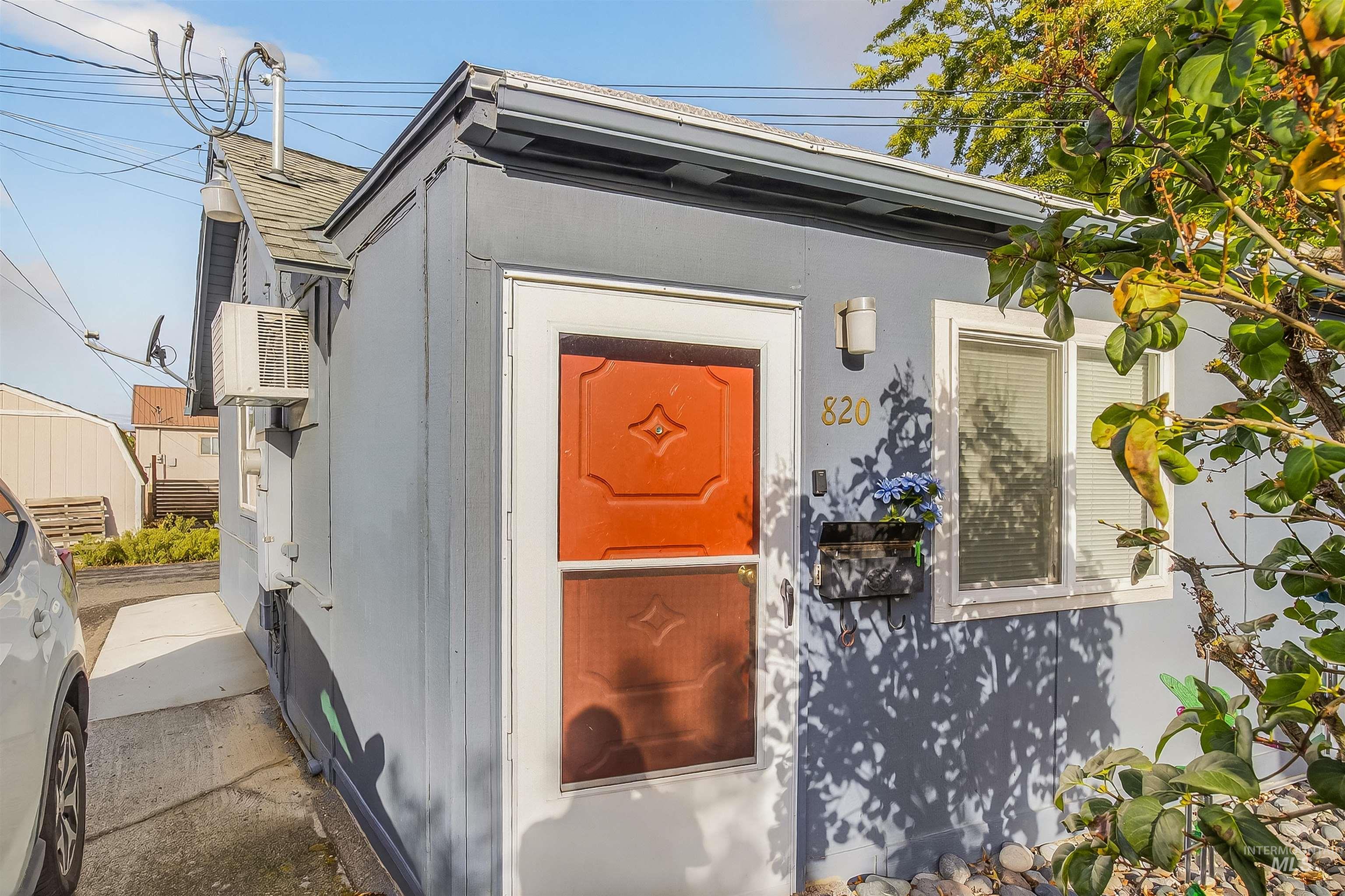 820, 822, 824 2nd St, Clarkston, Washington 99403, 1 Bedroom, 1 Bathroom, Residential Income For Sale, Price $695,000, 98963933