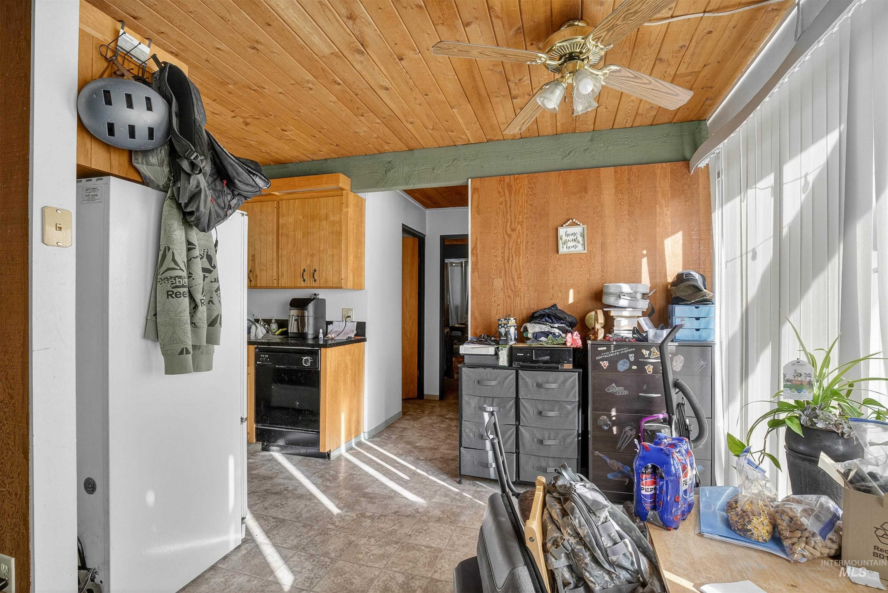 820, 822, 824 2nd St, Clarkston, Washington 99403, 1 Bedroom, 1 Bathroom, Residential Income For Sale, Price $695,000, 98963933