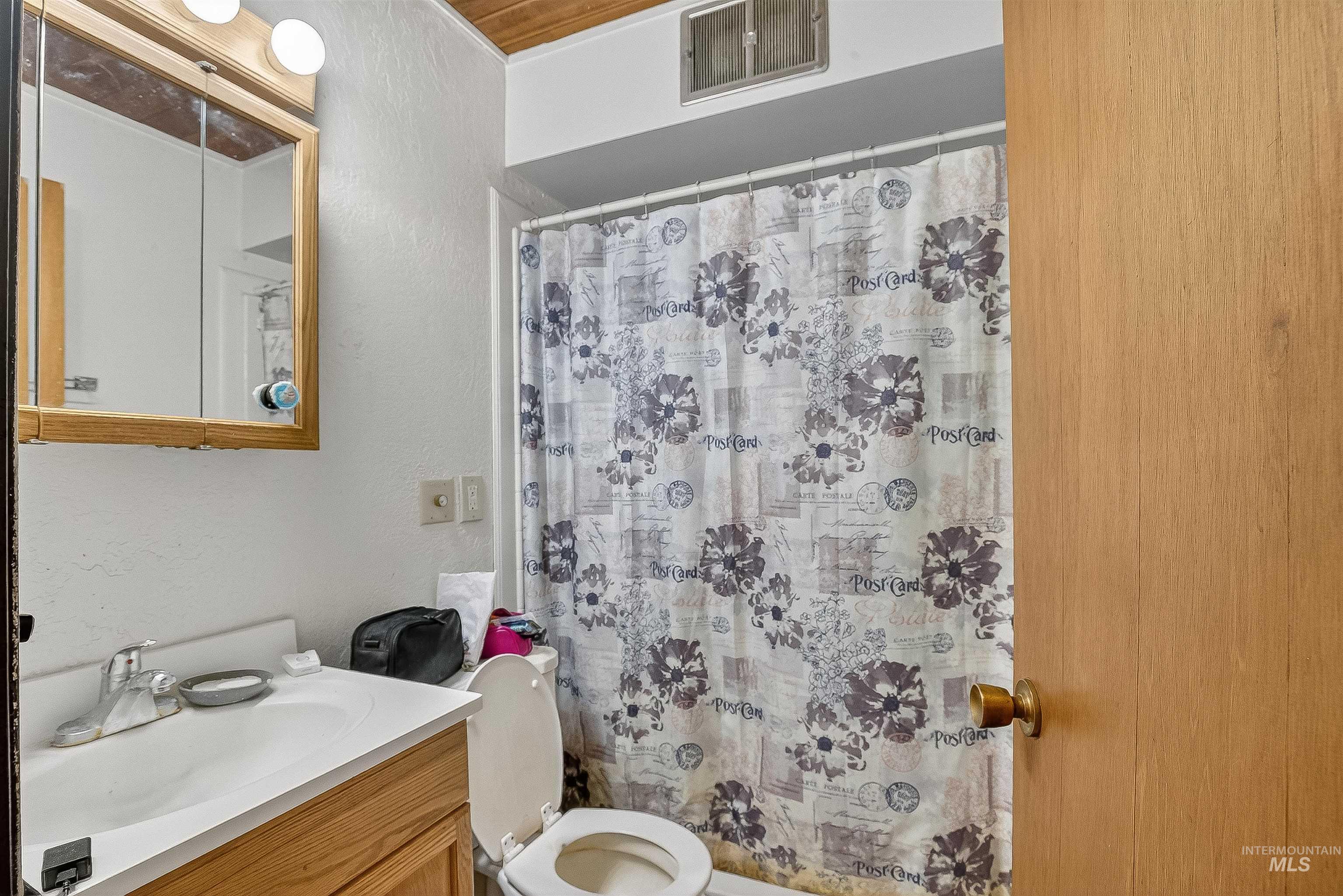 820, 822, 824 2nd St, Clarkston, Washington 99403, 1 Bedroom, 1 Bathroom, Residential Income For Sale, Price $695,000, 98963933