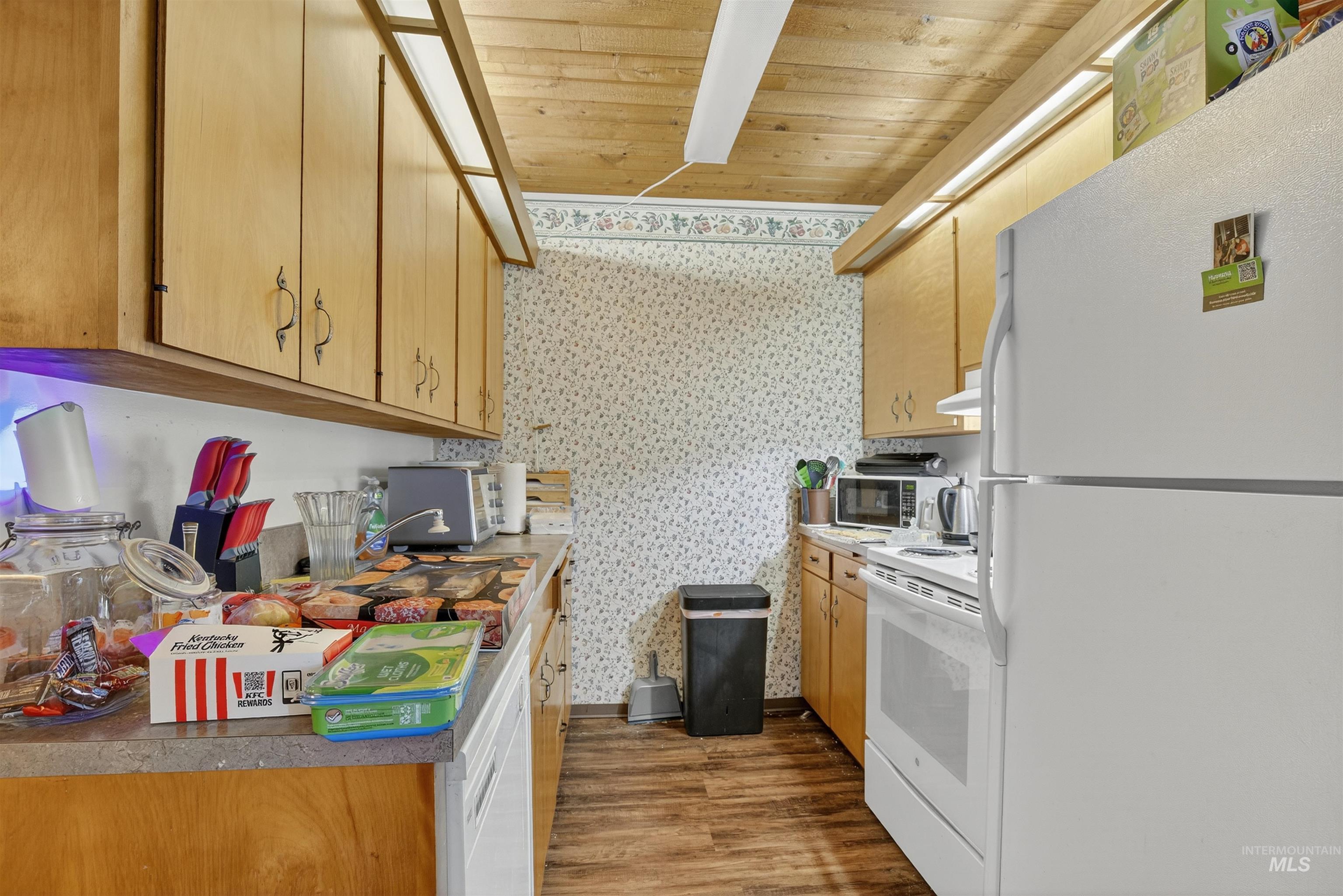 820, 822, 824 2nd St, Clarkston, Washington 99403, 1 Bedroom, 1 Bathroom, Residential Income For Sale, Price $695,000, 98963933