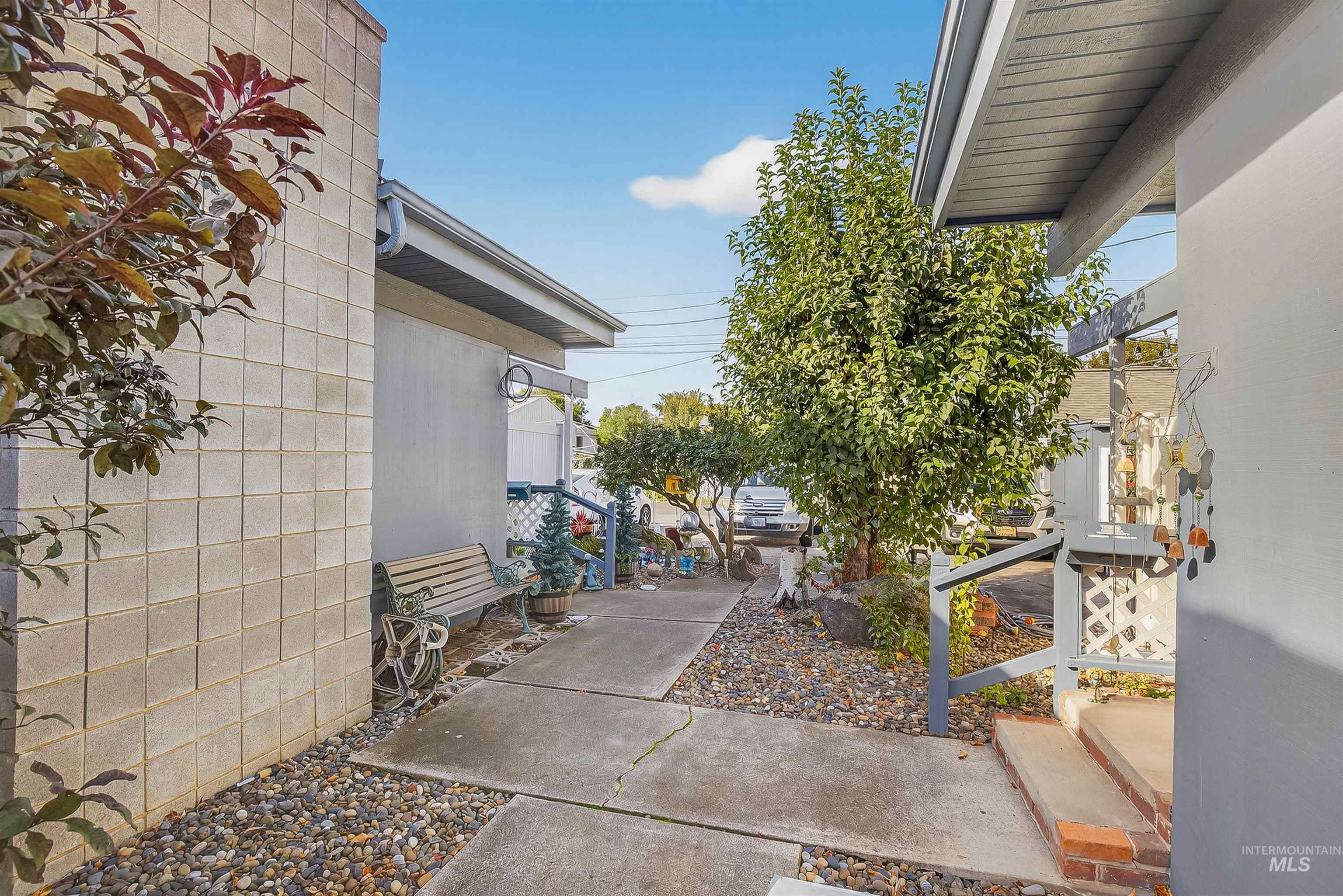 820, 822, 824 2nd St, Clarkston, Washington 99403, 1 Bedroom, 1 Bathroom, Residential Income For Sale, Price $695,000, 98963933