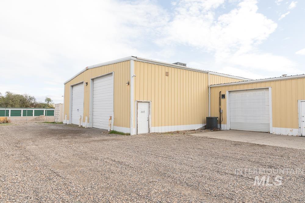 680 SE 13th St, Ontario, Oregon 97914, 4 Rooms, Business/Commercial For Sale, Price $575,000, 98964029