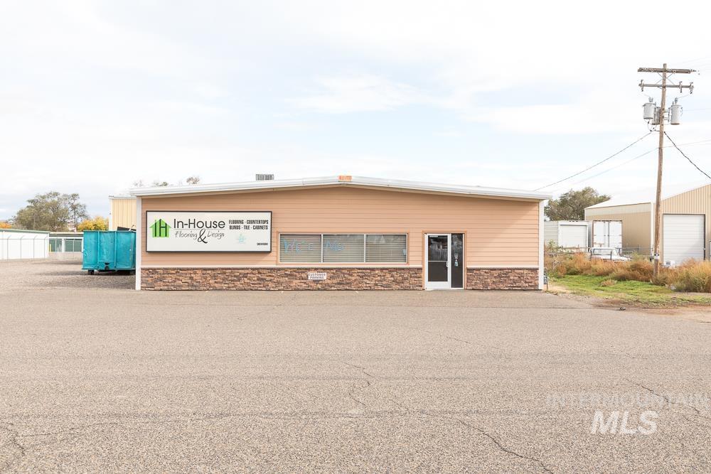 680 SE 13th St, Ontario, Oregon 97914, 4 Rooms, Business/Commercial For Sale, Price $575,000, 98964029