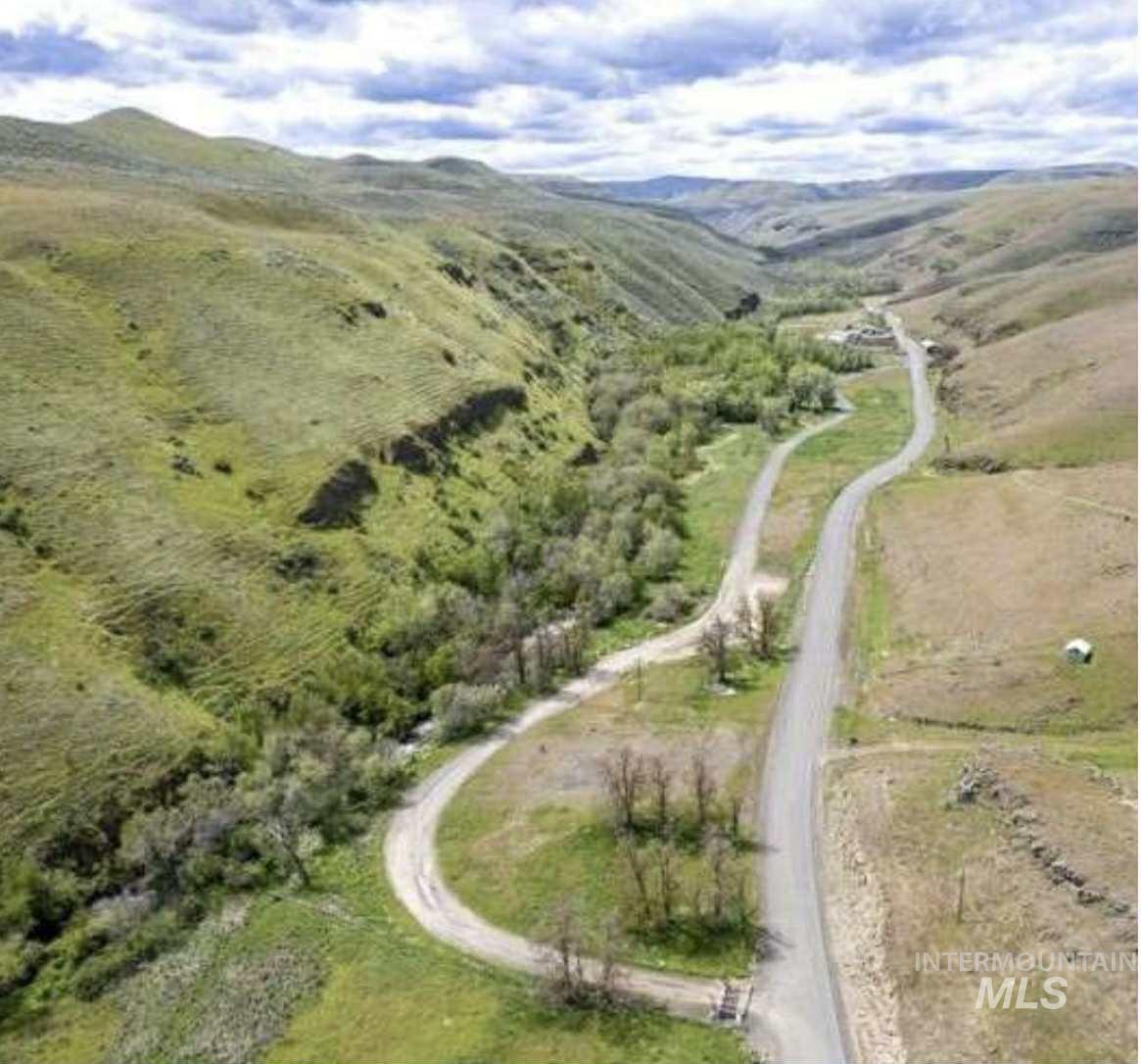 View of property location with a mountain backdrop