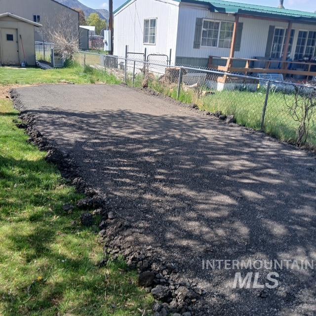 View of dirt / gravel road