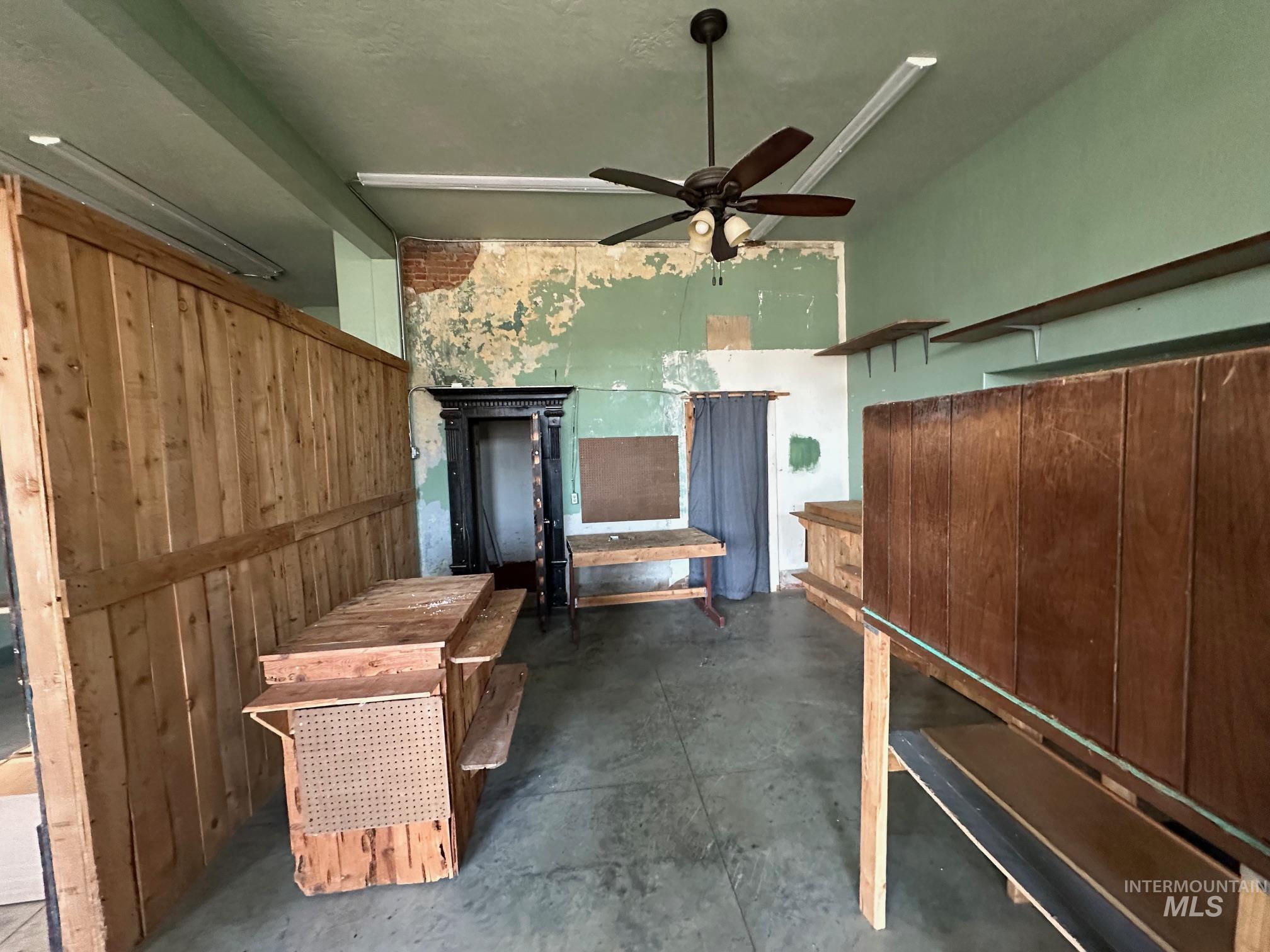 45 N Commercial, Glenns Ferry, Idaho 83623, Business/Commercial For Sale, Price $399,000, 98964106