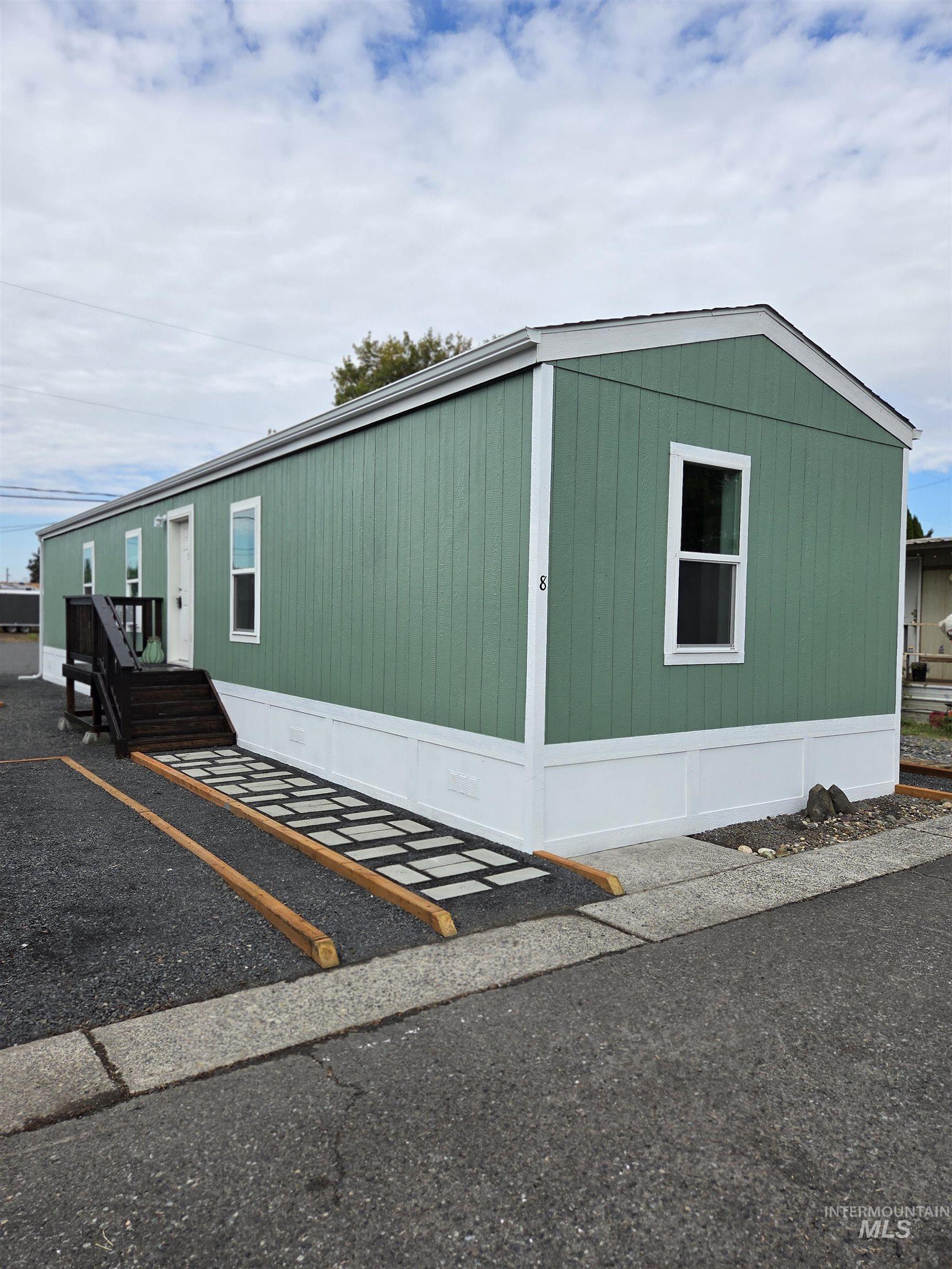 928 Warner Ave, Lewiston, Idaho 83501, 3 Bedrooms, 2 Bathrooms, Residential For Sale, Price $109,900, 98964128