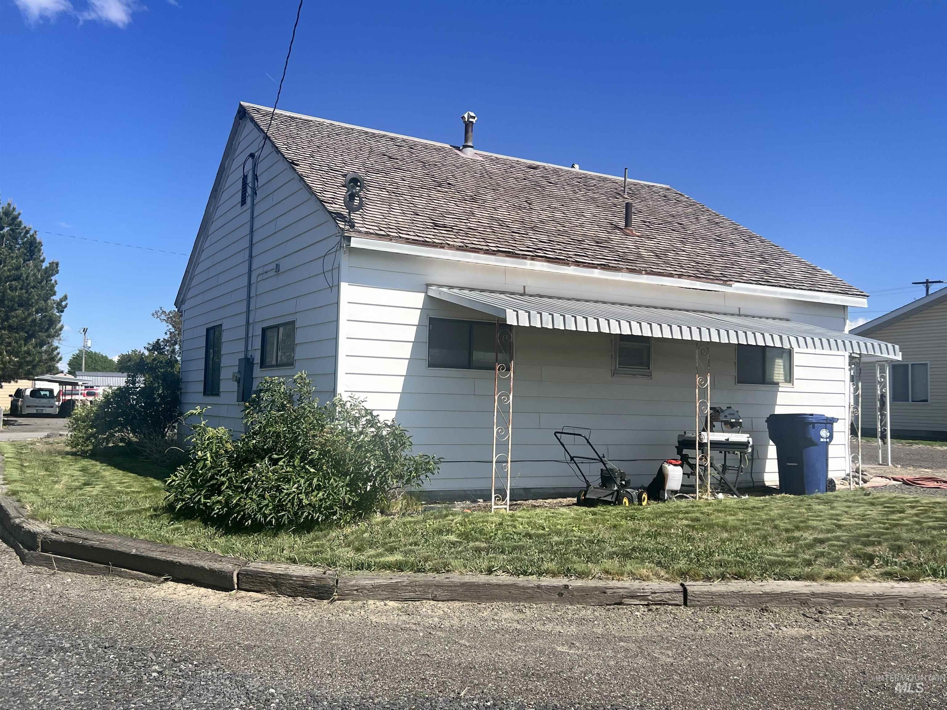 830 Adell St, Filer, Idaho 83328, 2 Bedrooms, 1 Bathroom, Residential For Sale, Price $200,000, 98964162