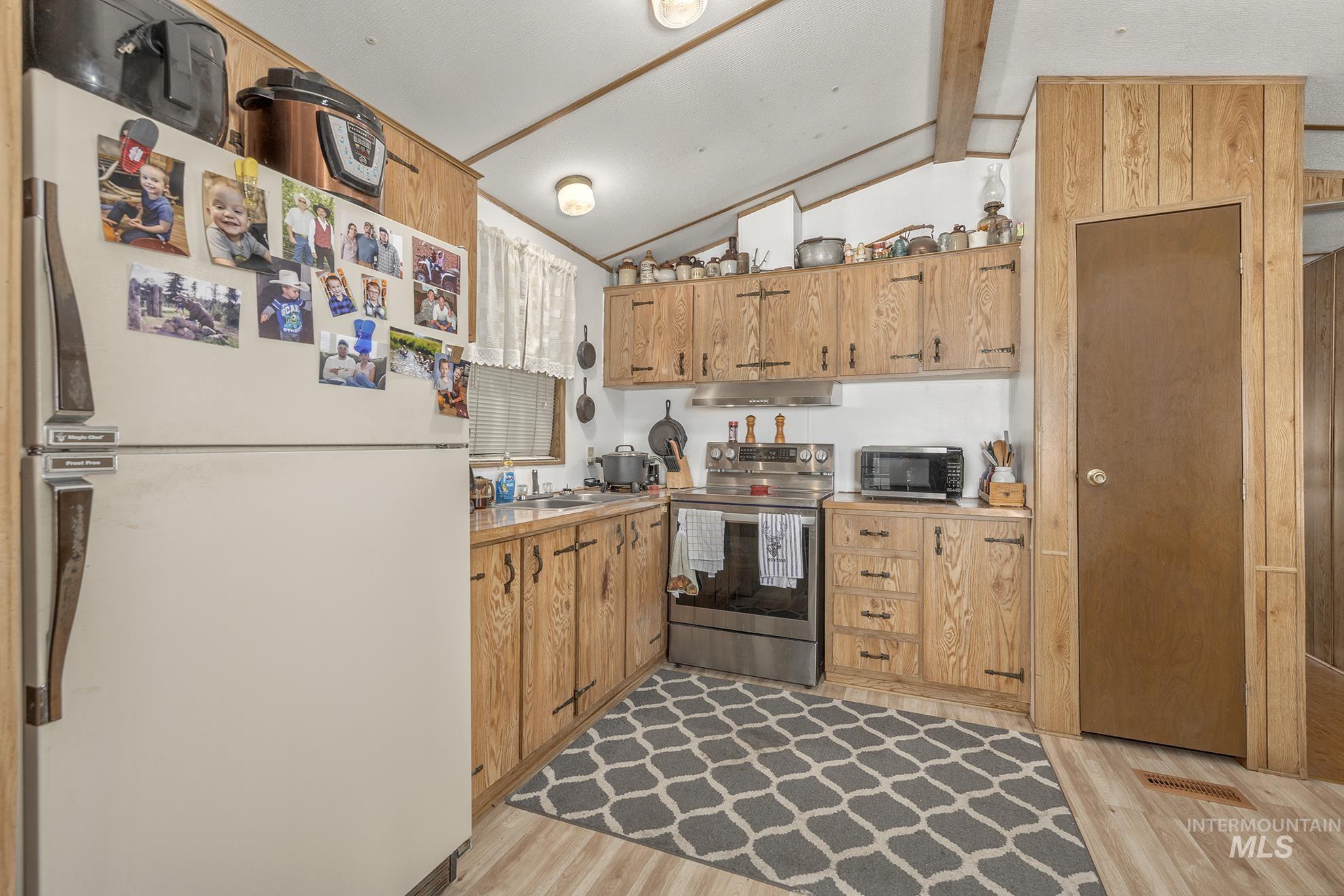 3100 Alden Rd #20, Fruitland, Idaho 83661, 2 Bedrooms, 1 Bathroom, Residential For Sale, Price $89,000, 98964195