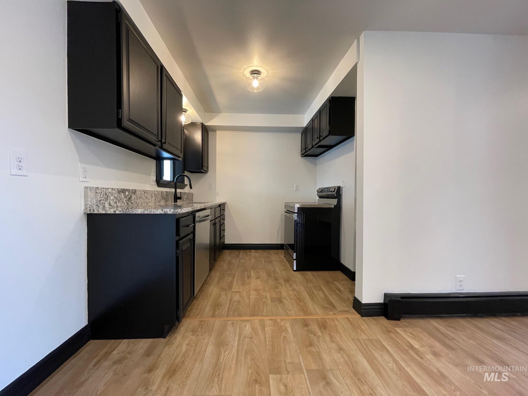 Unit A Kitchen/Dining