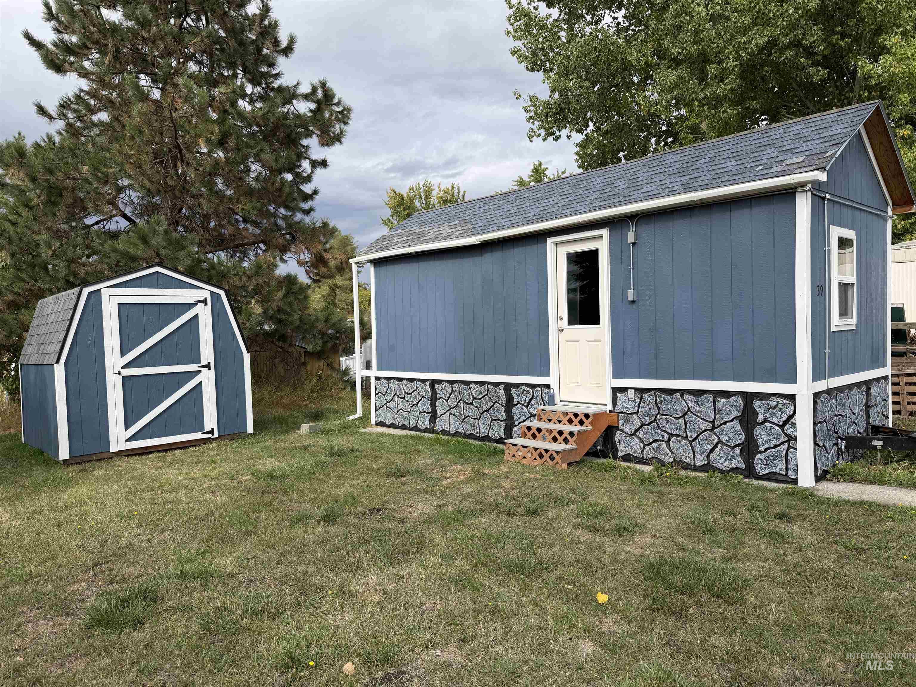 View of shed featuring entry steps