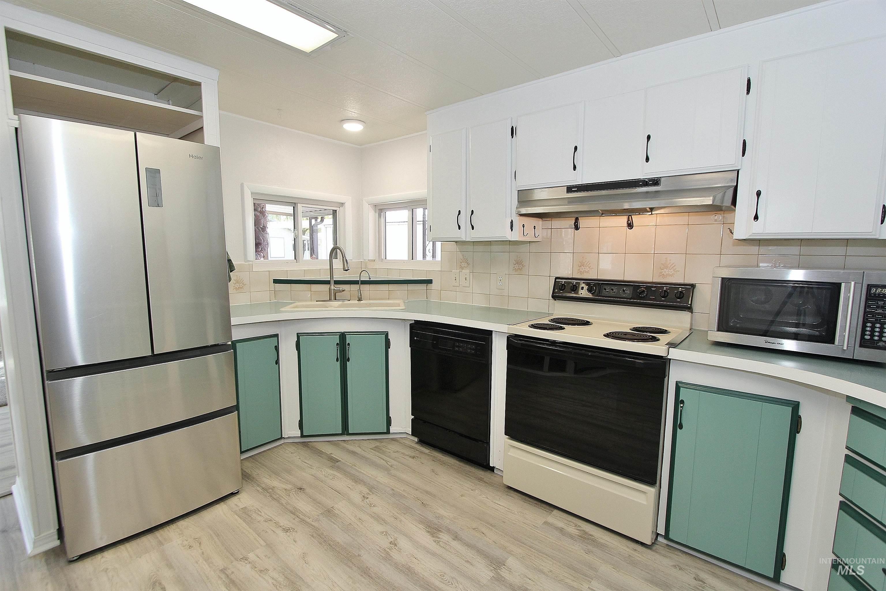 5651 Sudley Lane, Garden City, Idaho 83714, 3 Bedrooms, 2 Bathrooms, Residential For Sale, Price $199,999, 98964407