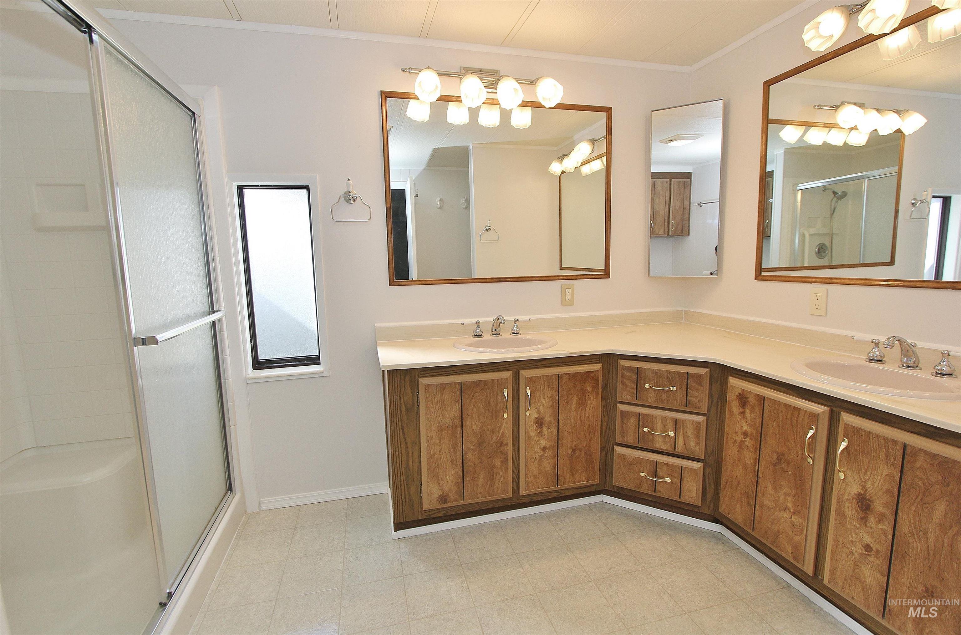 5651 Sudley Lane, Garden City, Idaho 83714, 3 Bedrooms, 2 Bathrooms, Residential For Sale, Price $199,999, 98964407