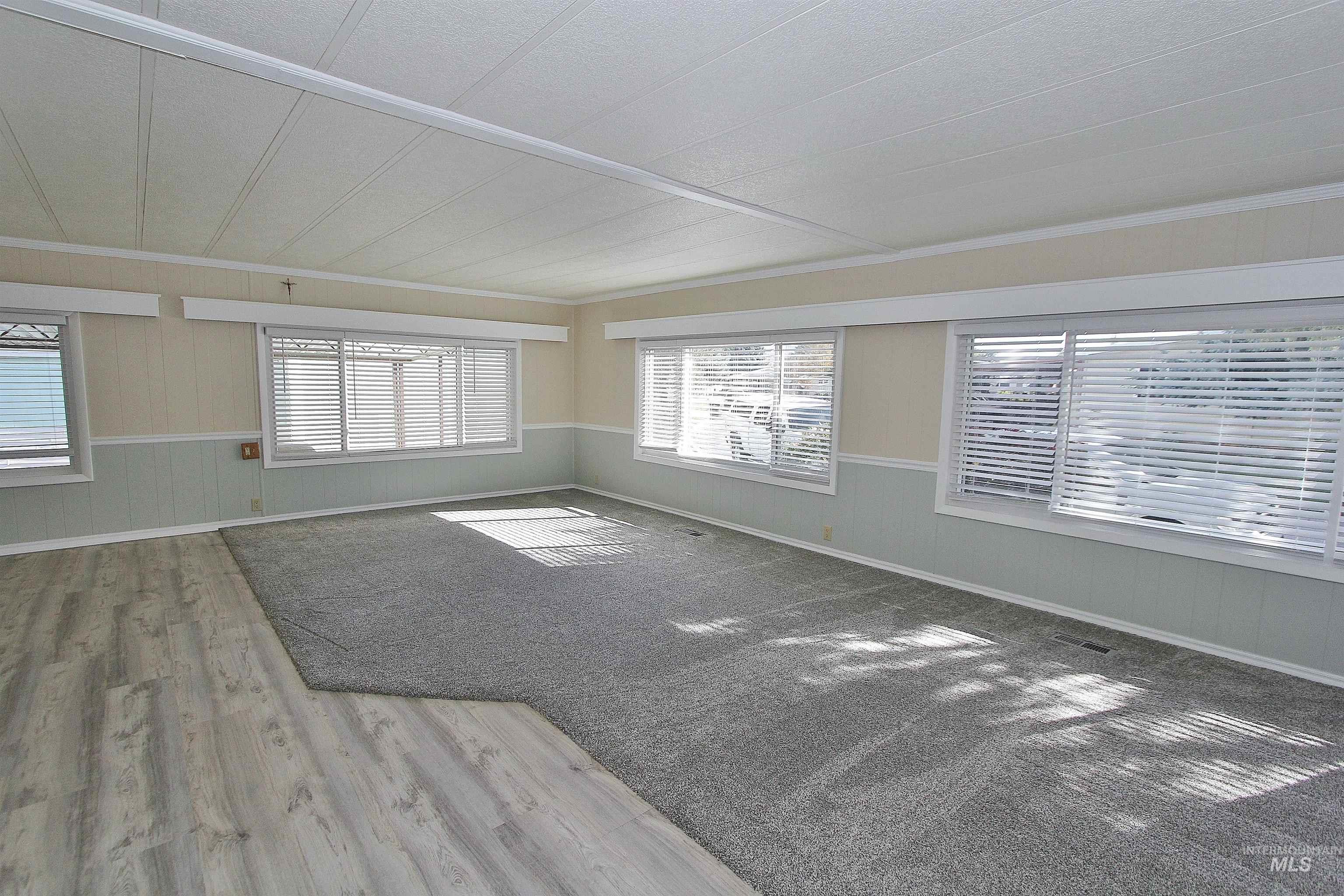 5651 Sudley Lane, Garden City, Idaho 83714, 3 Bedrooms, 2 Bathrooms, Residential For Sale, Price $199,999, 98964407