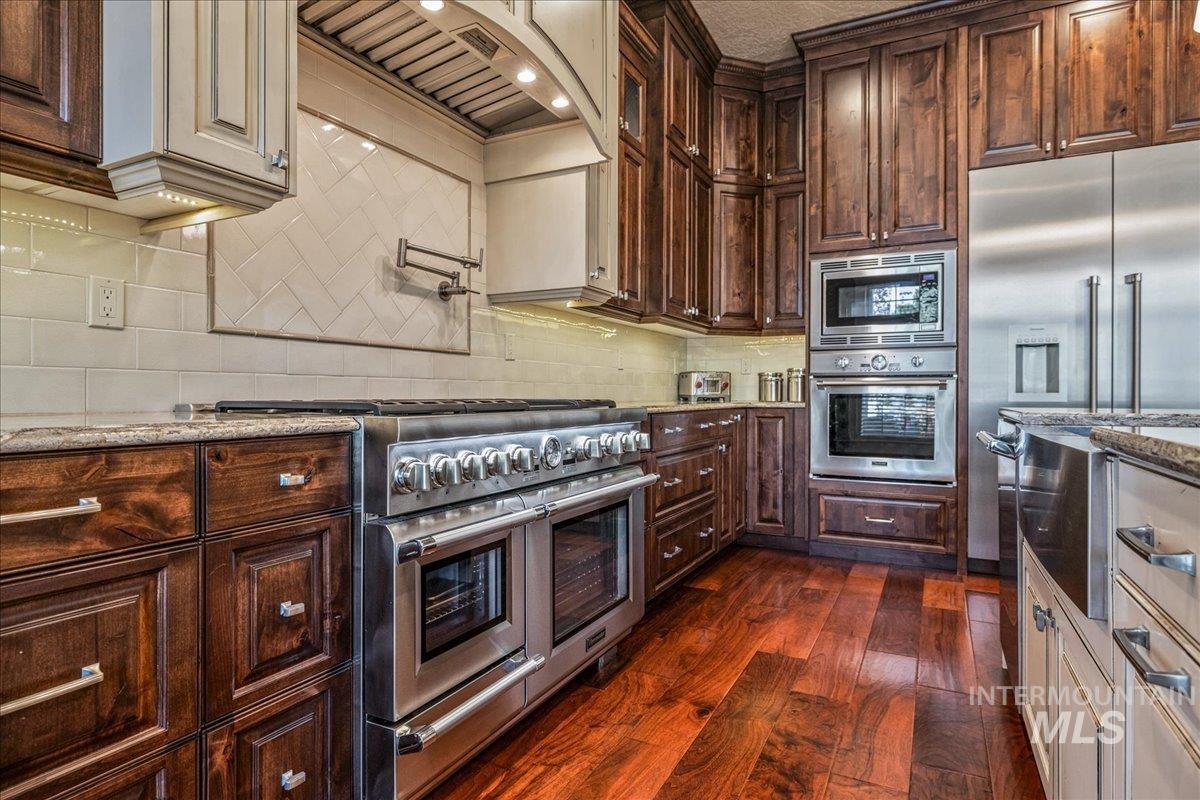 17500 Stiehl Creek Dr, Nampa, Idaho 83687, 4 Bedrooms, 4.5 Bathrooms, Residential For Sale, Price $2,300,000, 98964437