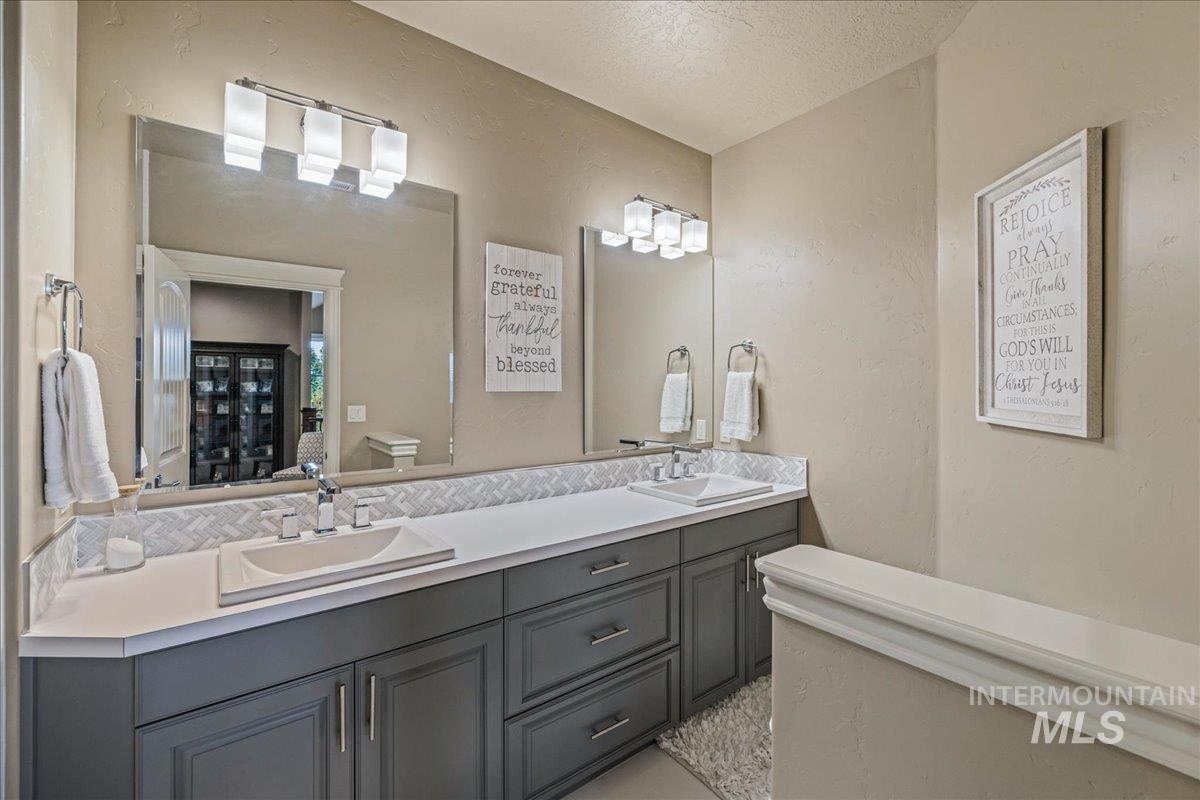 17500 Stiehl Creek Dr, Nampa, Idaho 83687, 4 Bedrooms, 4.5 Bathrooms, Residential For Sale, Price $2,300,000, 98964437