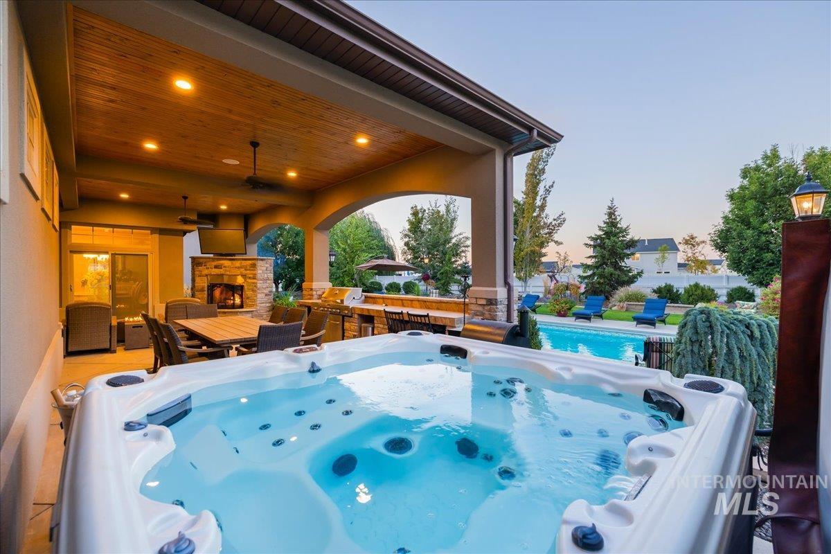 17500 Stiehl Creek Dr, Nampa, Idaho 83687, 4 Bedrooms, 4.5 Bathrooms, Residential For Sale, Price $2,300,000, 98964437