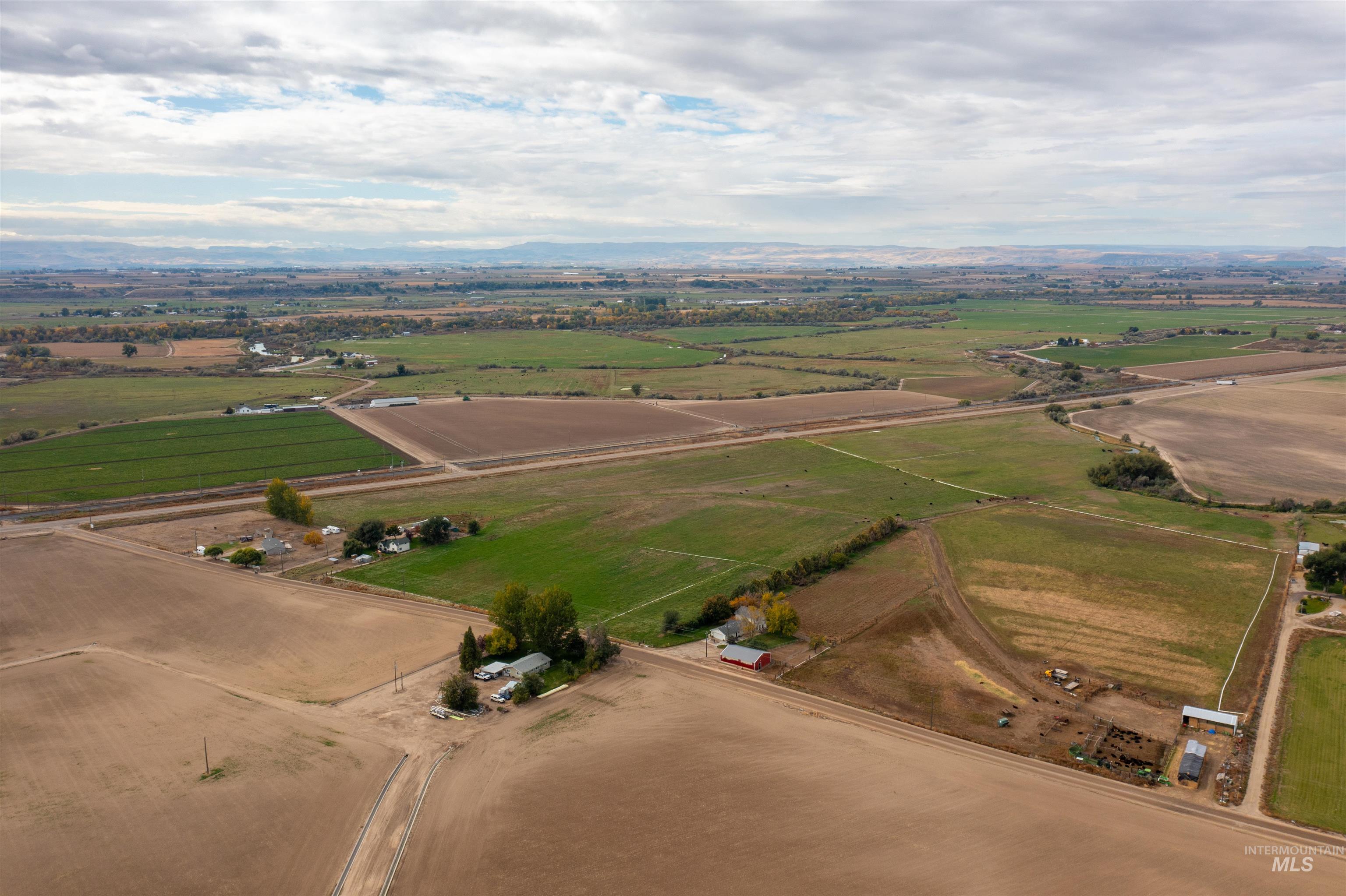25595 Don Lane, Parma, Idaho 83661, 4 Bedrooms, 3 Bathrooms, Farm & Ranch For Sale, Price $1,590,000, 98964448