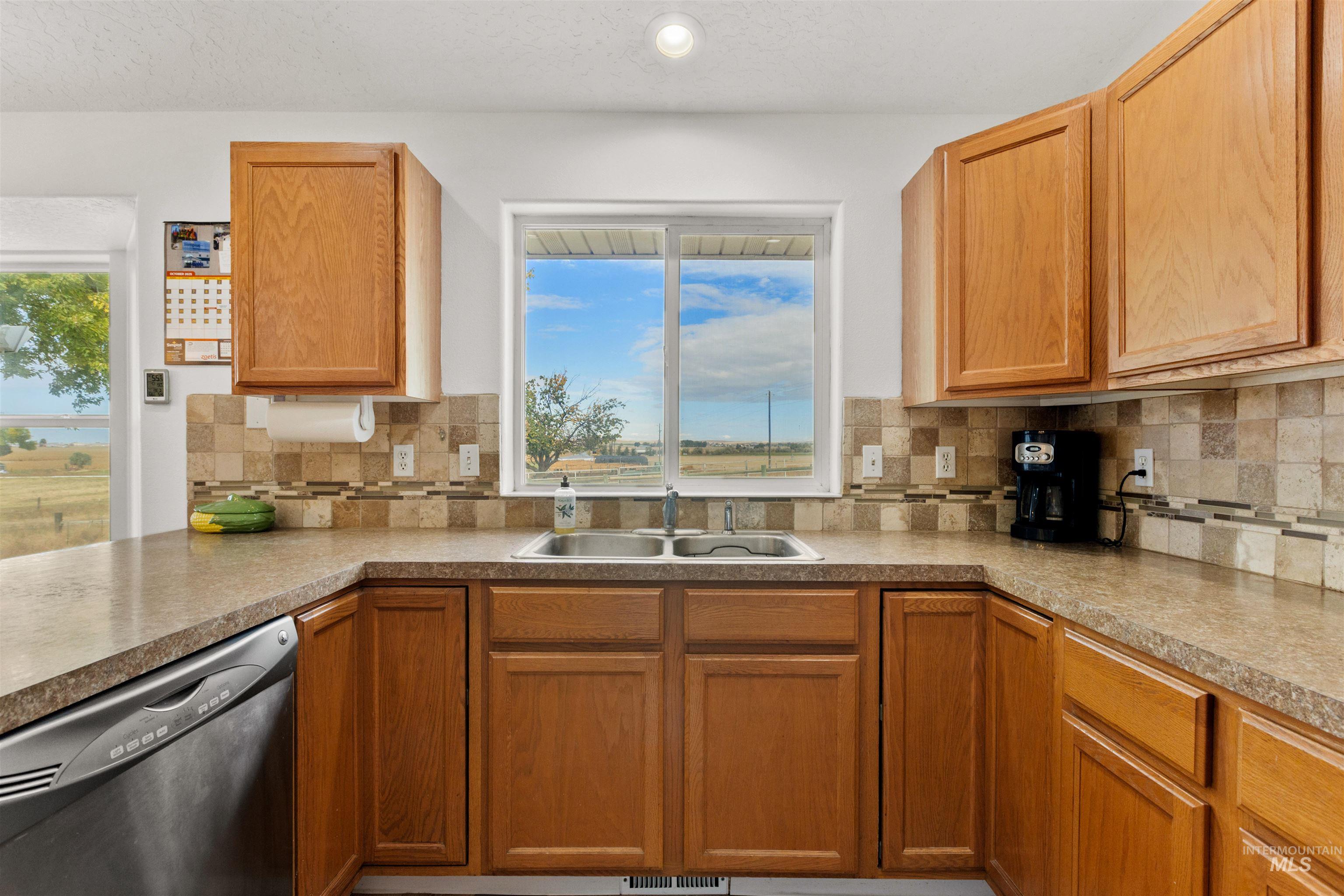 25595 Don Lane, Parma, Idaho 83661, 4 Bedrooms, 3 Bathrooms, Farm & Ranch For Sale, Price $1,590,000, 98964448