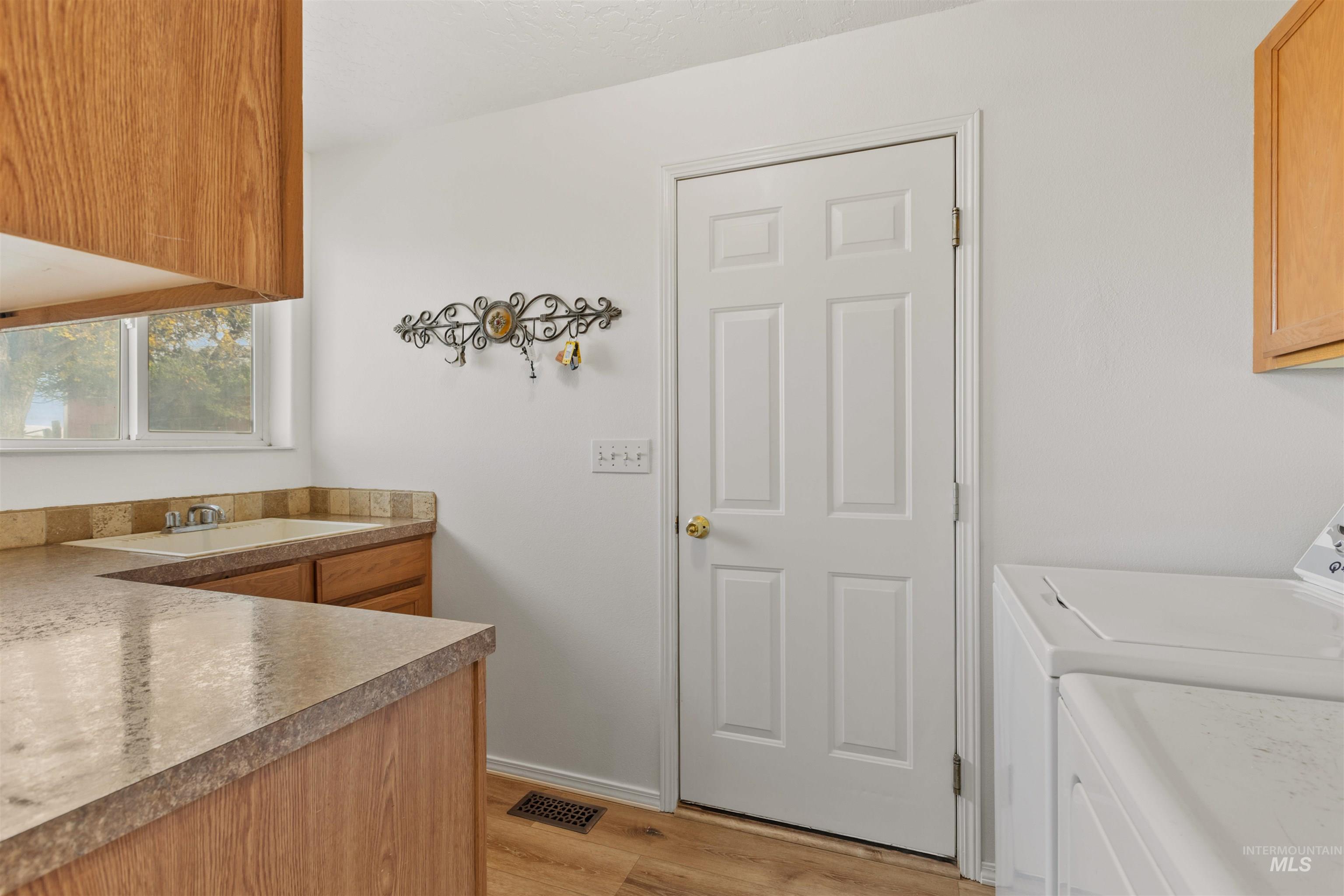 25595 Don Lane, Parma, Idaho 83661, 4 Bedrooms, 3 Bathrooms, Farm & Ranch For Sale, Price $1,590,000, 98964448