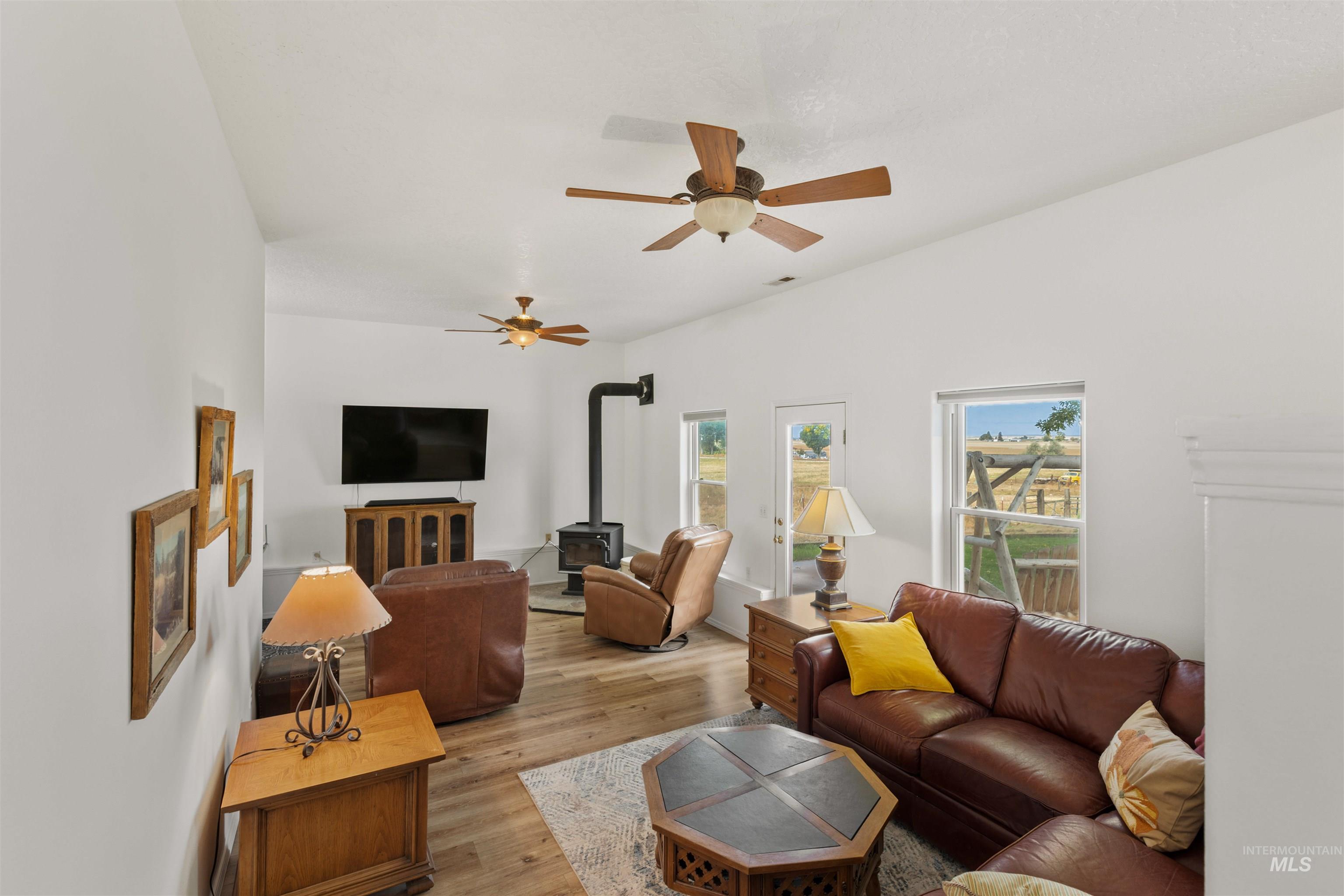 25595 Don Lane, Parma, Idaho 83661, 4 Bedrooms, 3 Bathrooms, Farm & Ranch For Sale, Price $1,590,000, 98964448