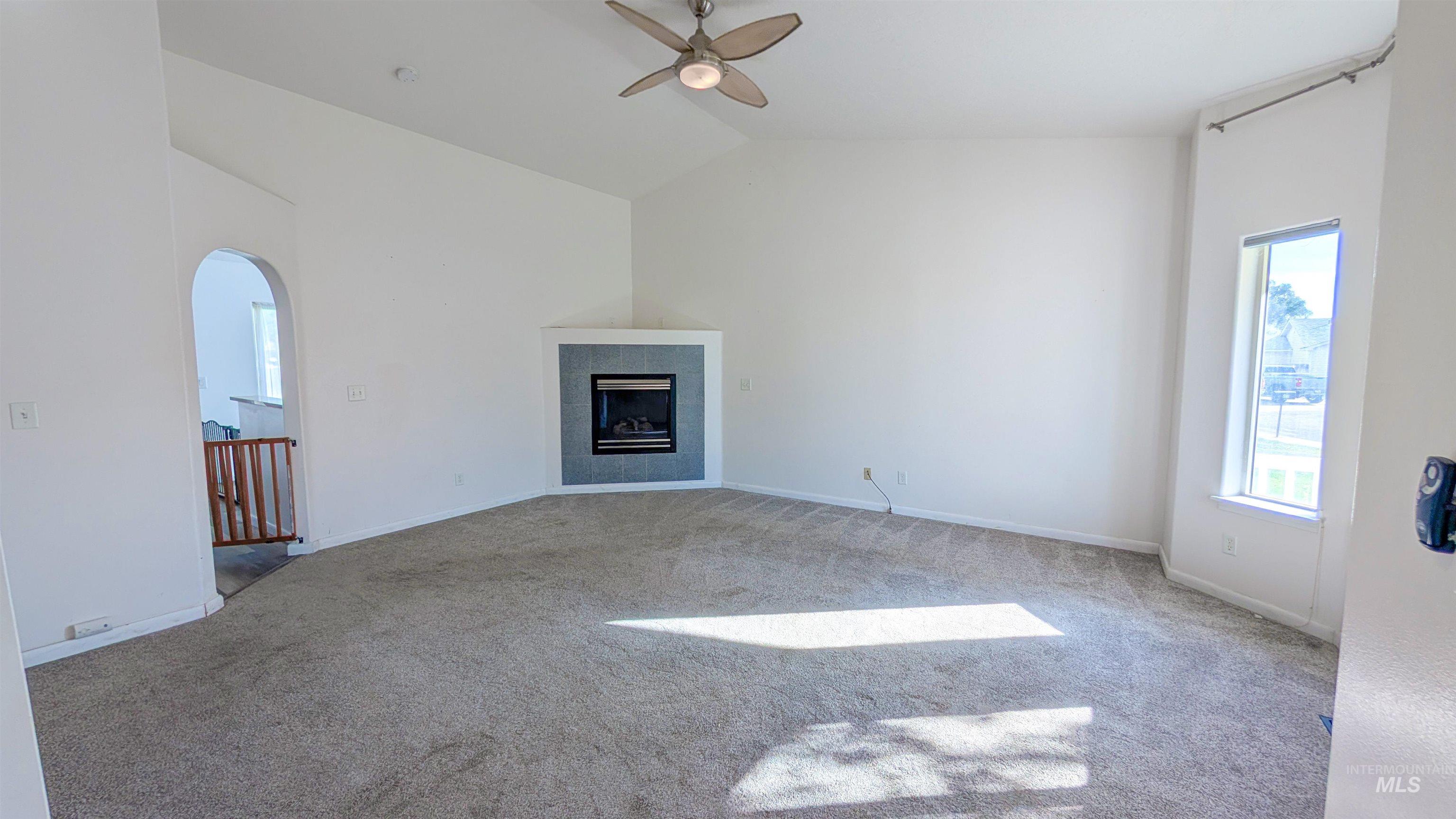 420 NW Heron, Mountain Home, Idaho 83647, 3 Bedrooms, 3.5 Bathrooms, Residential For Sale, Price $367,900, 98964532