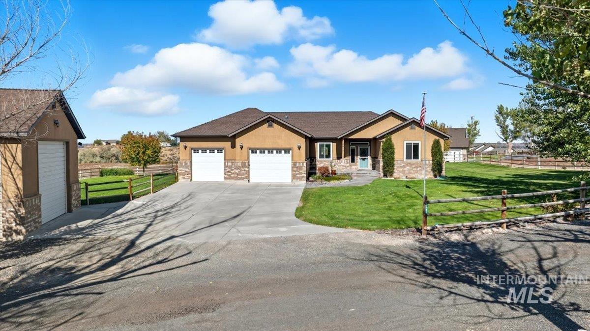 4477 Silver Lakes Ct, Buhl, Idaho 83316, 3 Bedrooms, 2.5 Bathrooms, Residential For Sale, Price $665,000, 98964573
