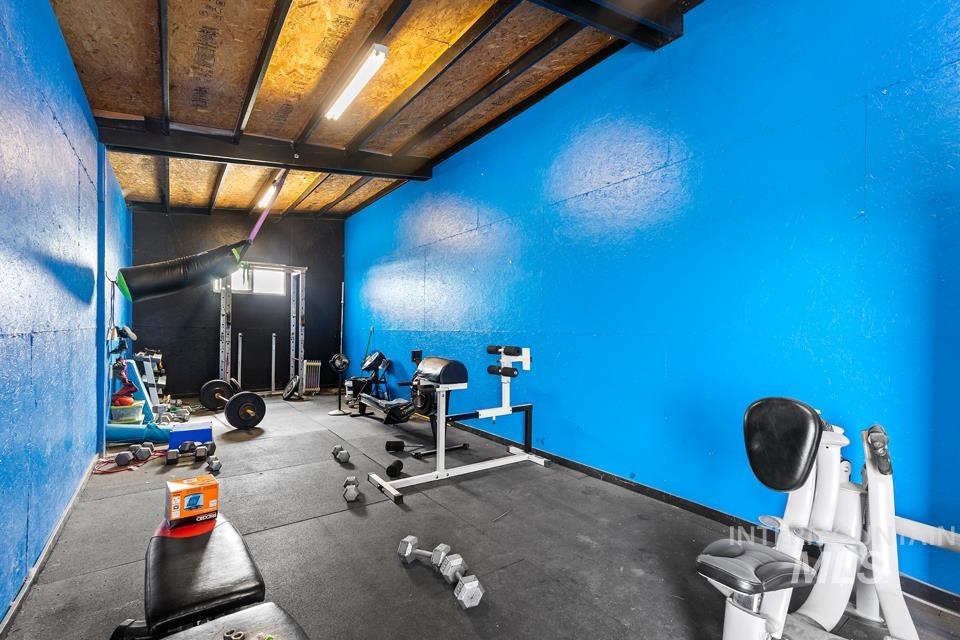 Exercise area with rubber floors