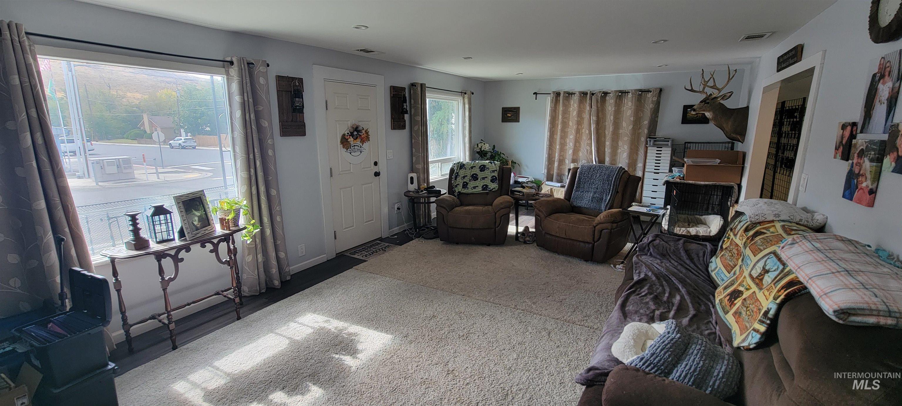 89 10th st, Pomeroy, Washington 99347, 3 Bedrooms, 1.5 Bathrooms, Residential For Sale, Price $259,900, 98964579