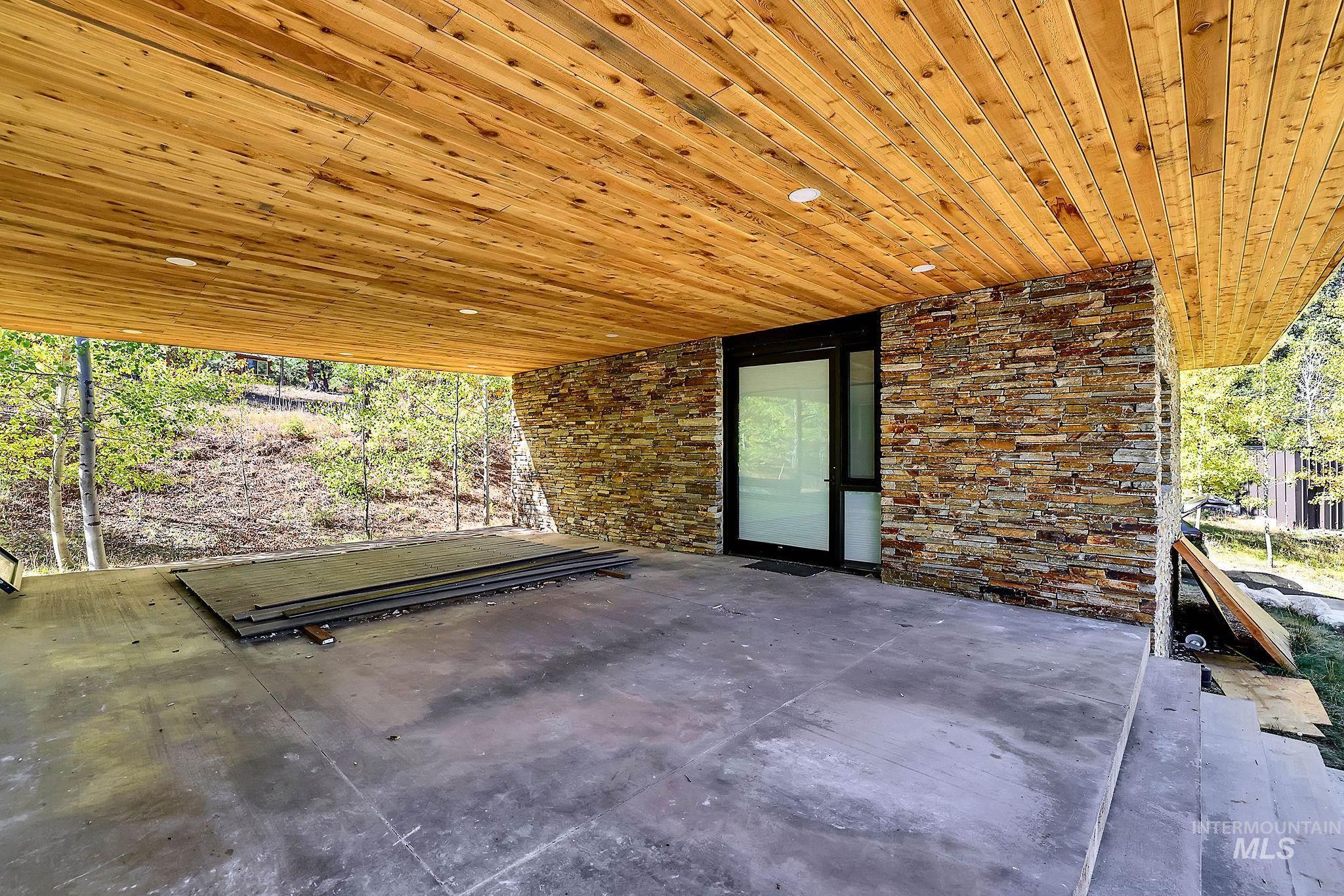 3893 Hogan Road, New Meadows, Idaho 83654, 4 Bedrooms, 4 Bathrooms, Residential For Sale, Price $759,000, 98964584