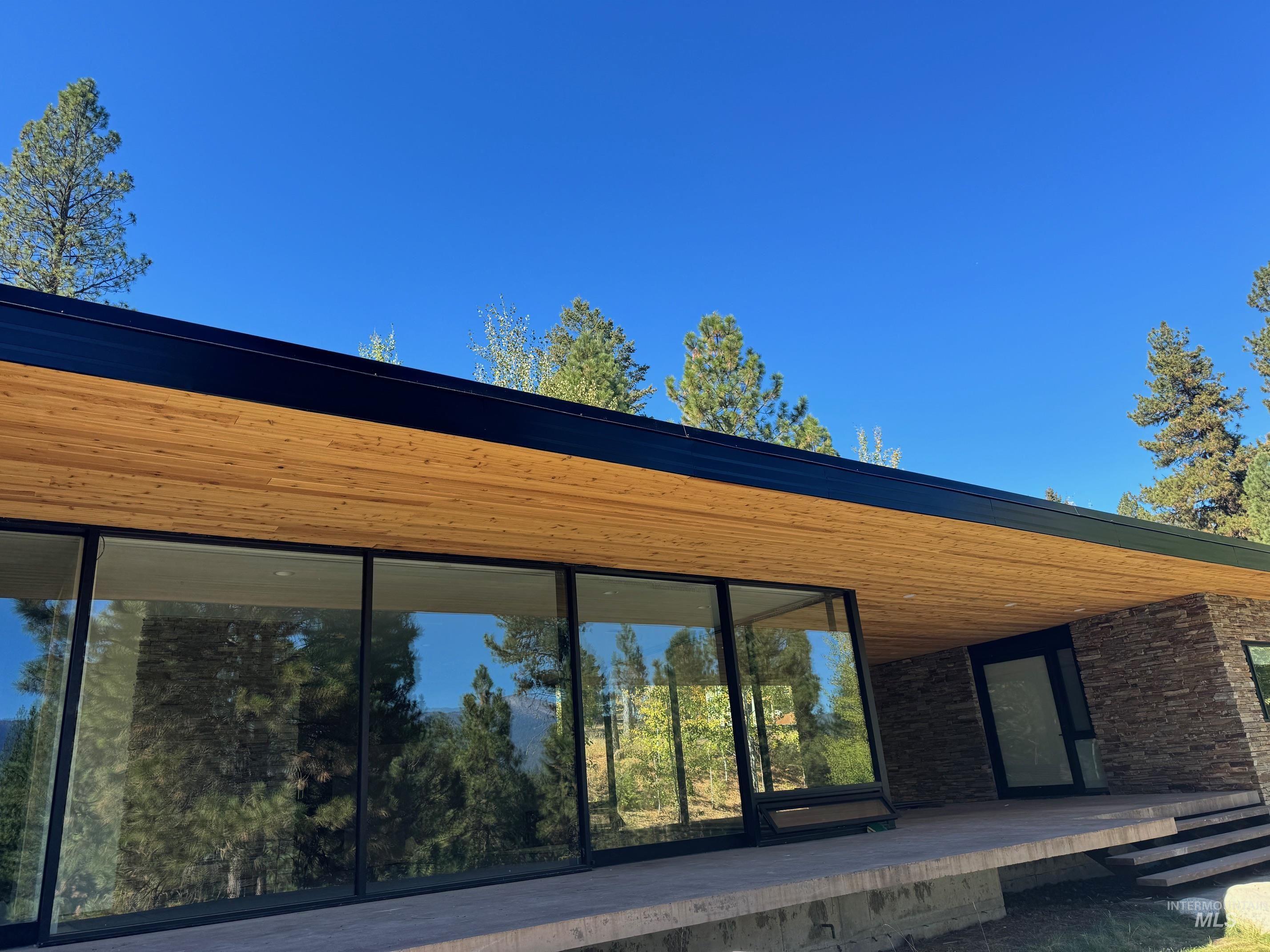 3893 Hogan Road, New Meadows, Idaho 83654, 4 Bedrooms, 4 Bathrooms, Residential For Sale, Price $759,000, 98964584